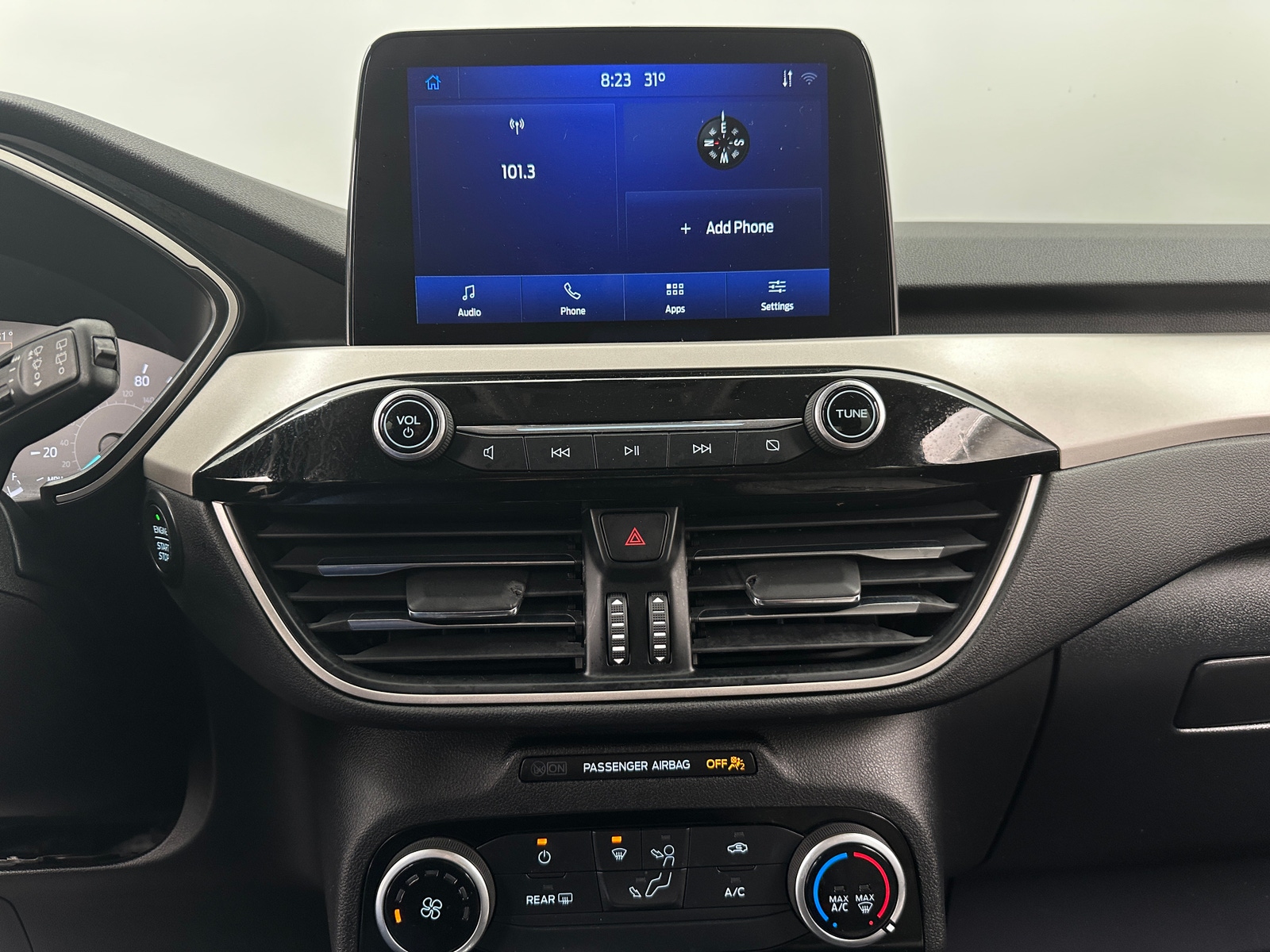 Thumbnail: 2021 Ford Escape - 4