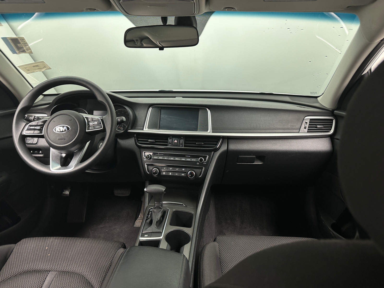 Thumbnail: 2020 Kia Optima - 3