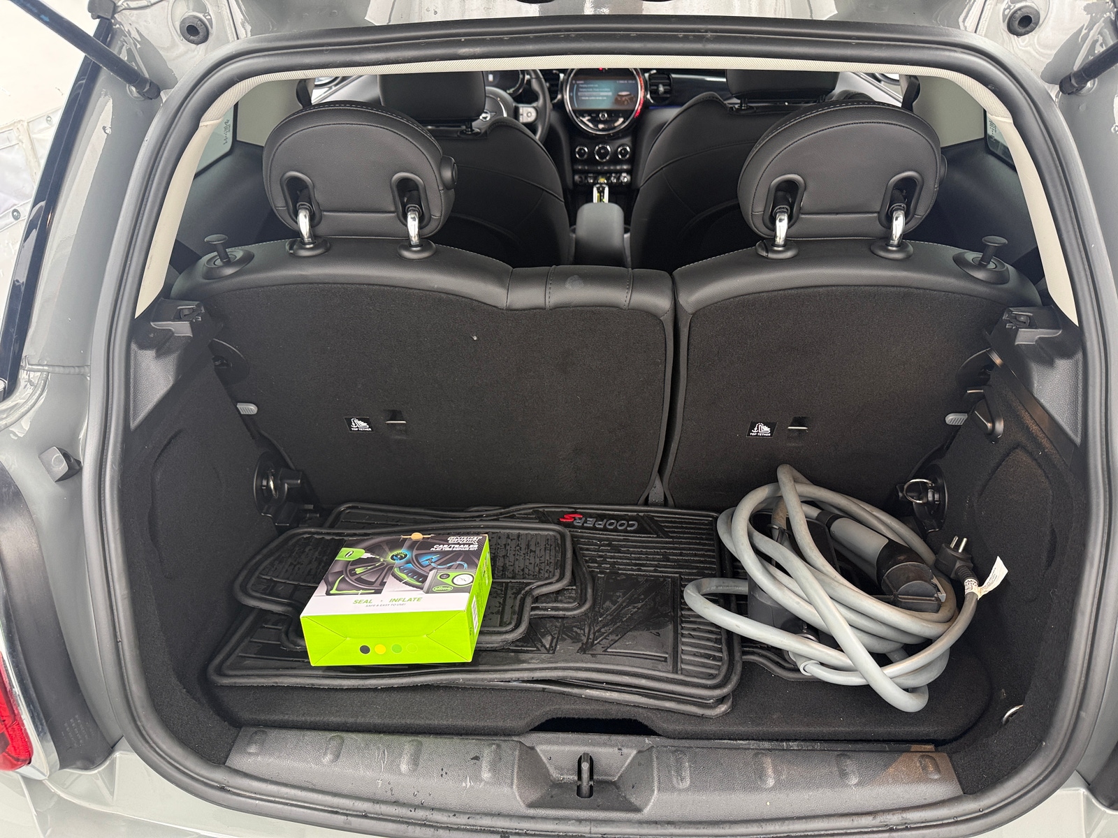 Thumbnail: 2023 MINI Cooper Hardtop - 6