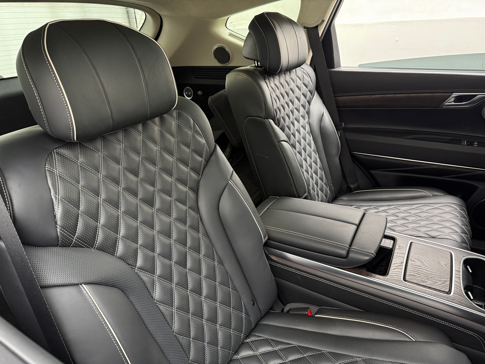 Thumbnail: 2022 Genesis GV80 - 5