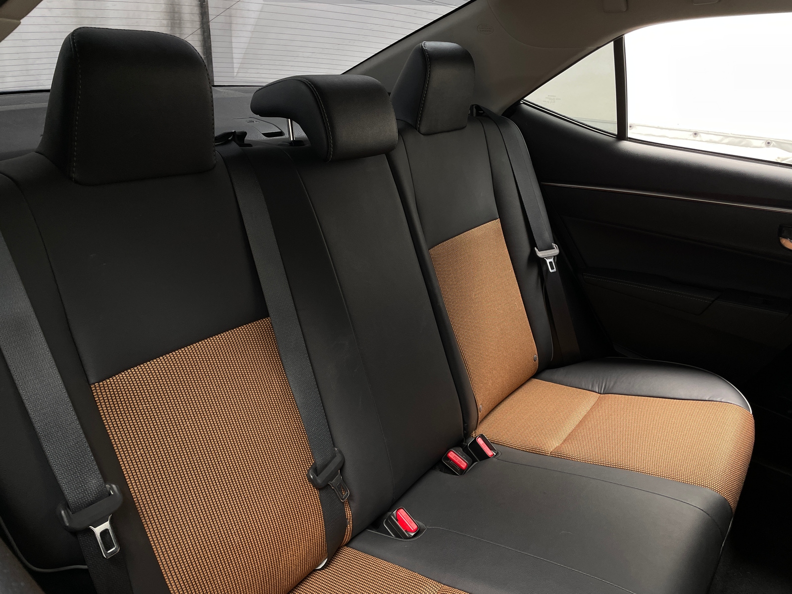 Thumbnail: 2014 Toyota Corolla - 6