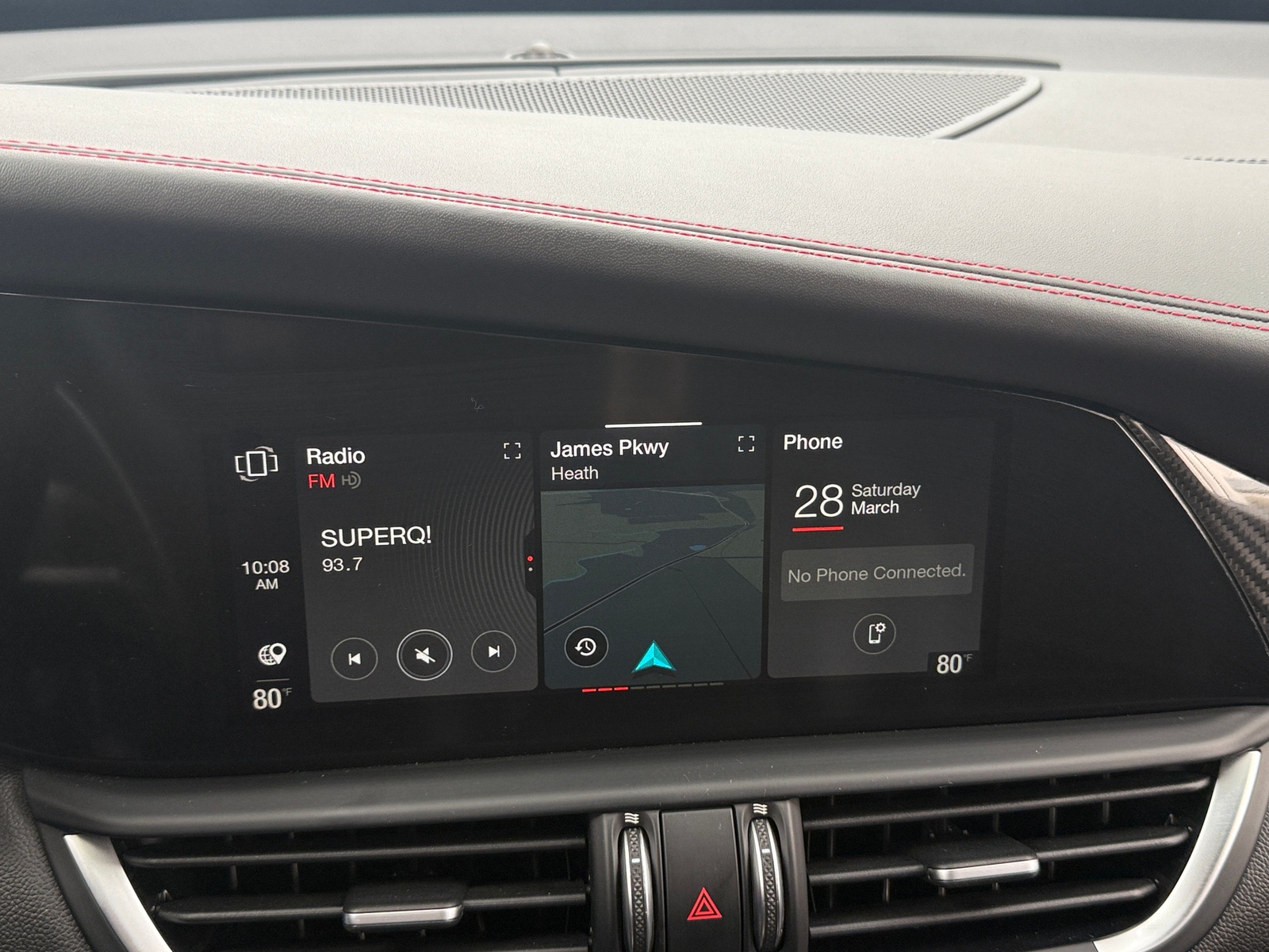 Thumbnail: 2020 Alfa Romeo Giulia - 3