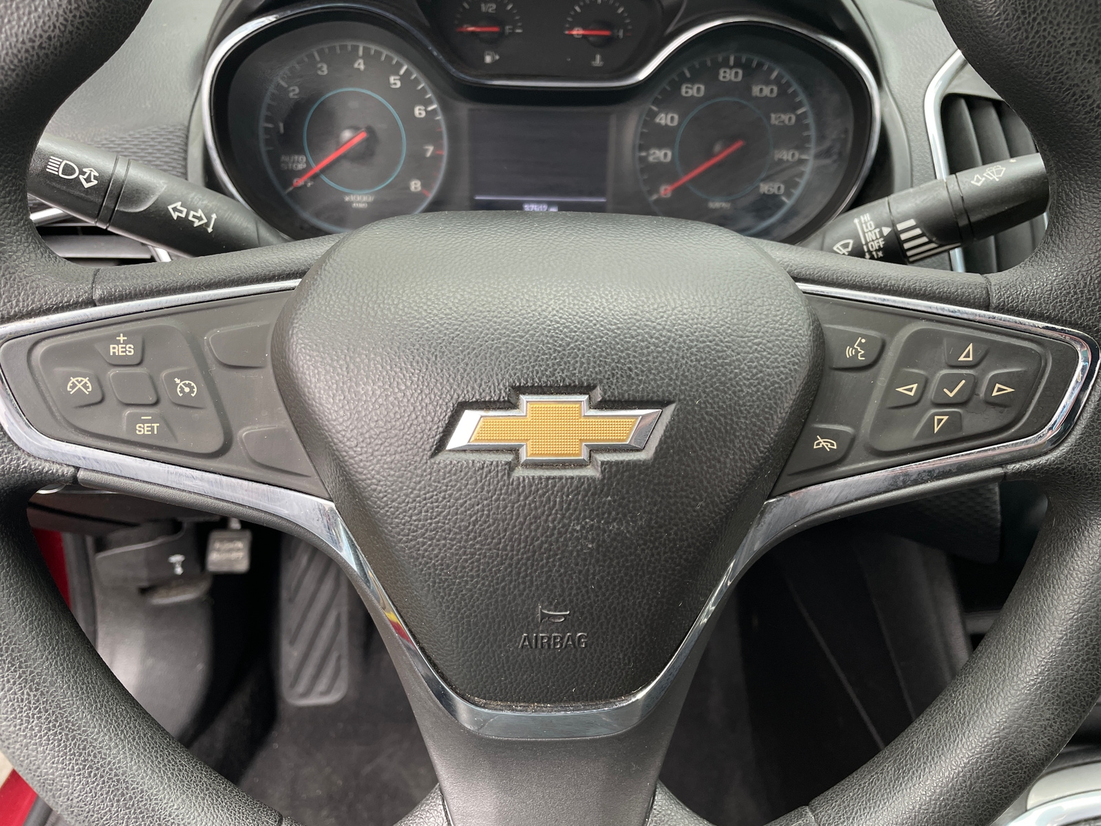 Thumbnail: 2018 Chevrolet Cruze - 5