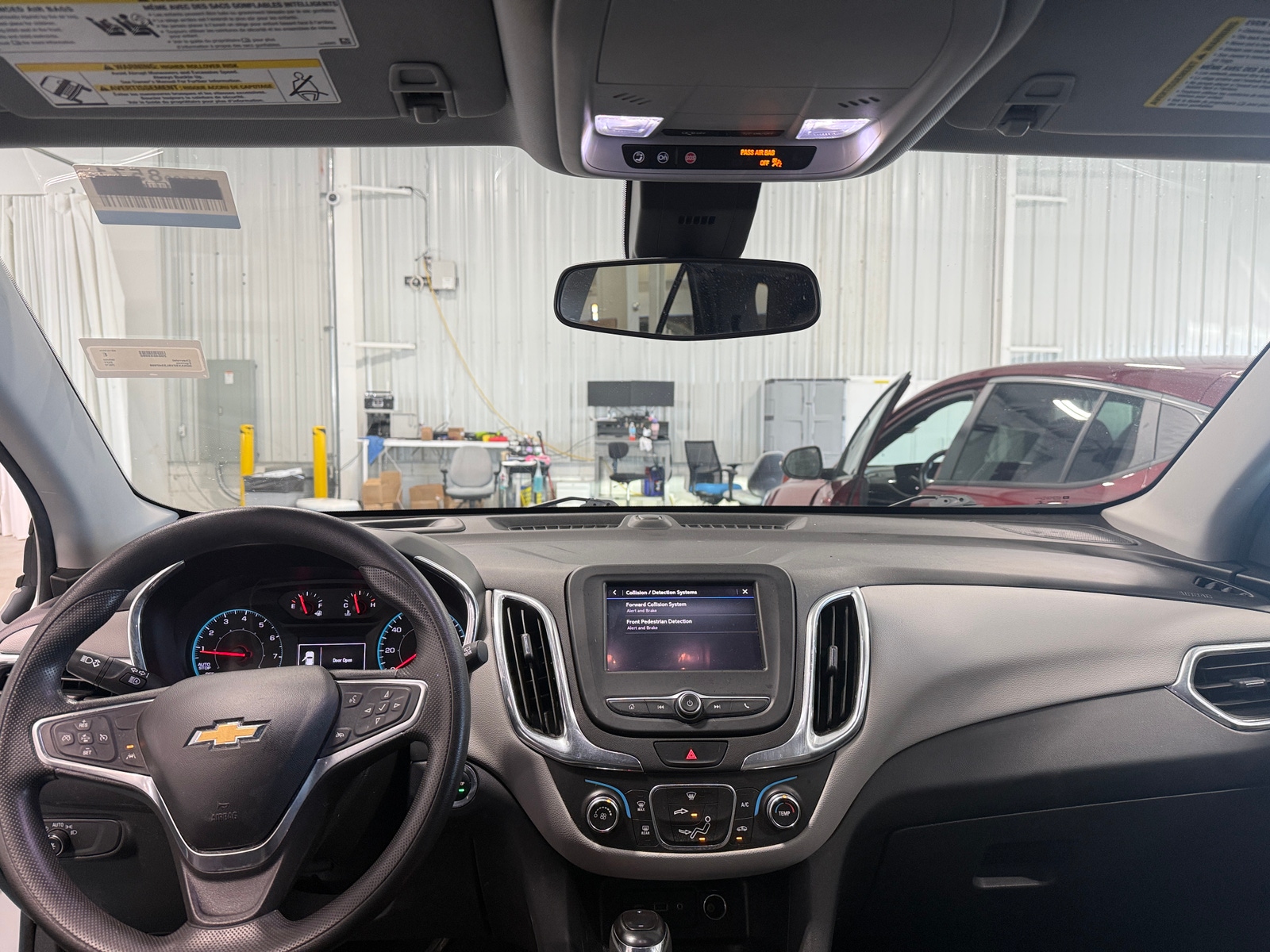 Thumbnail: 2020 Chevrolet Equinox - 3