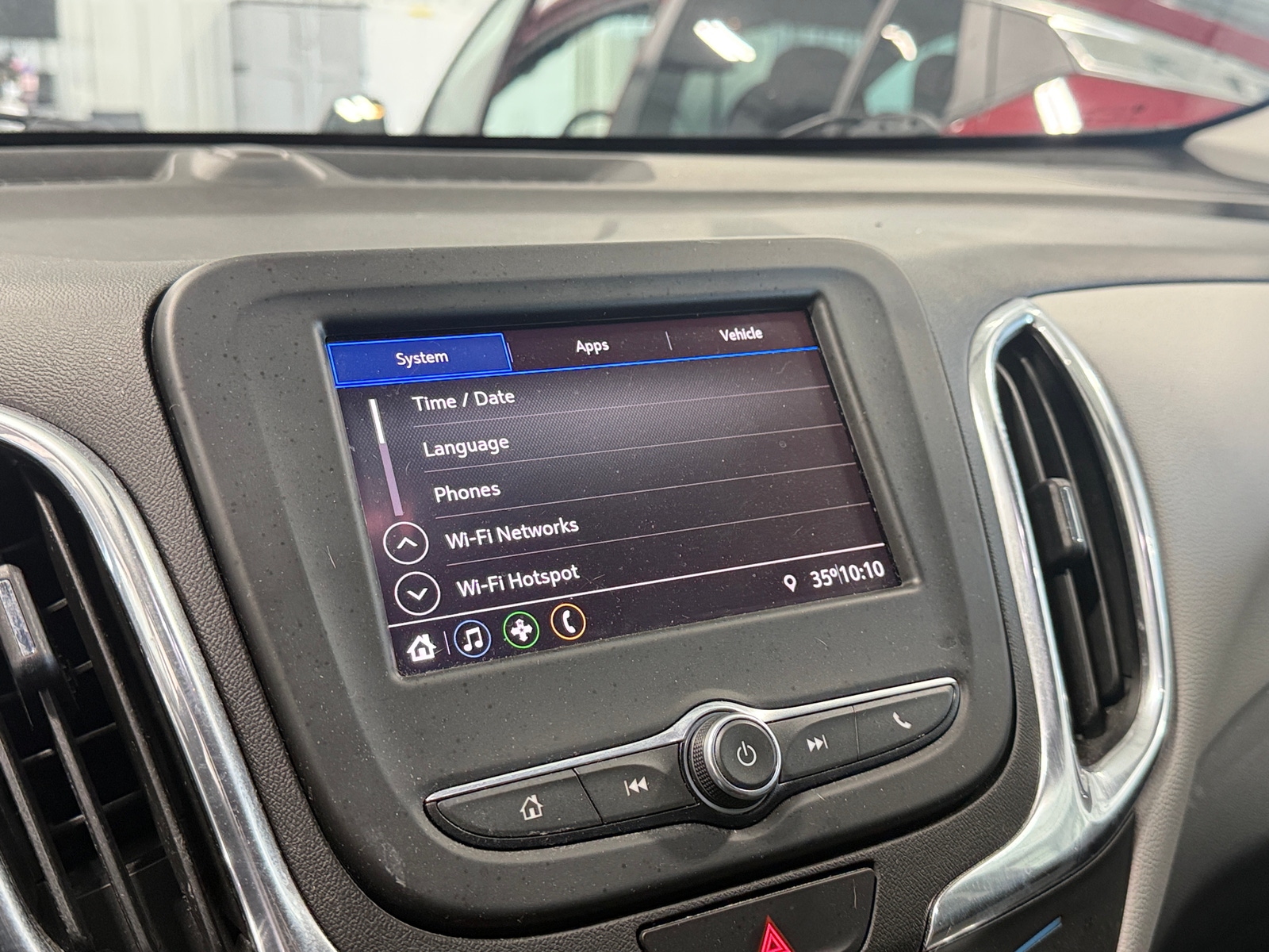 Thumbnail: 2020 Chevrolet Equinox - 4