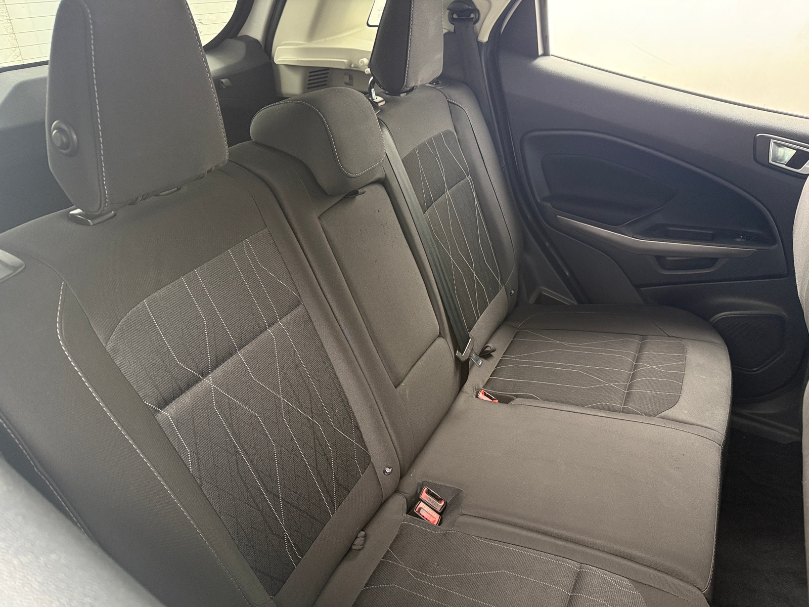 Thumbnail: 2019 Ford EcoSport - 6