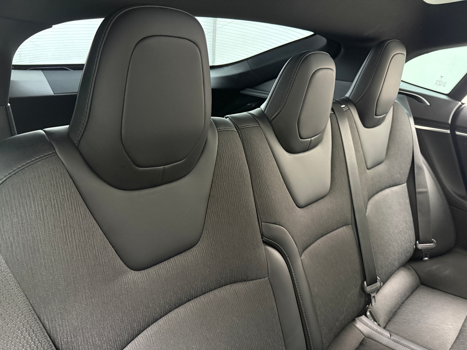 Thumbnail: 2017 Tesla Model S - 5