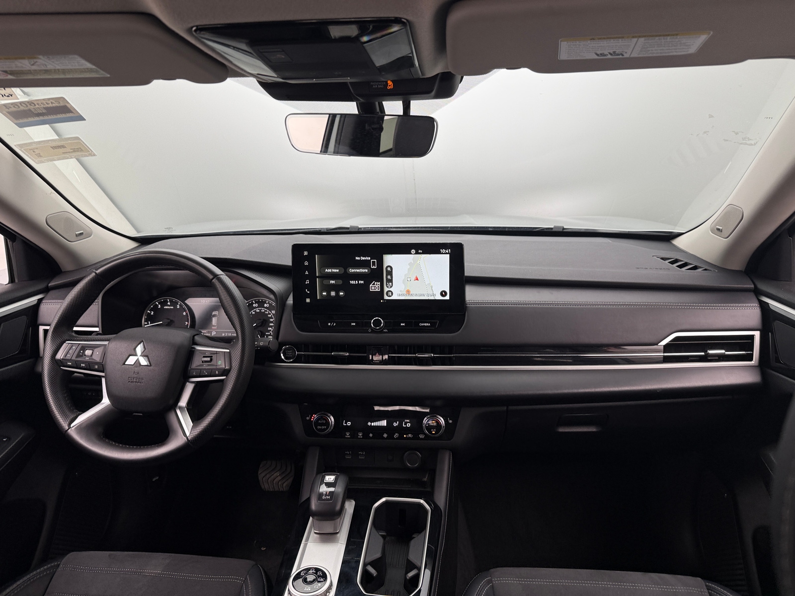 Thumbnail: 2025 Mitsubishi Outlander - 2