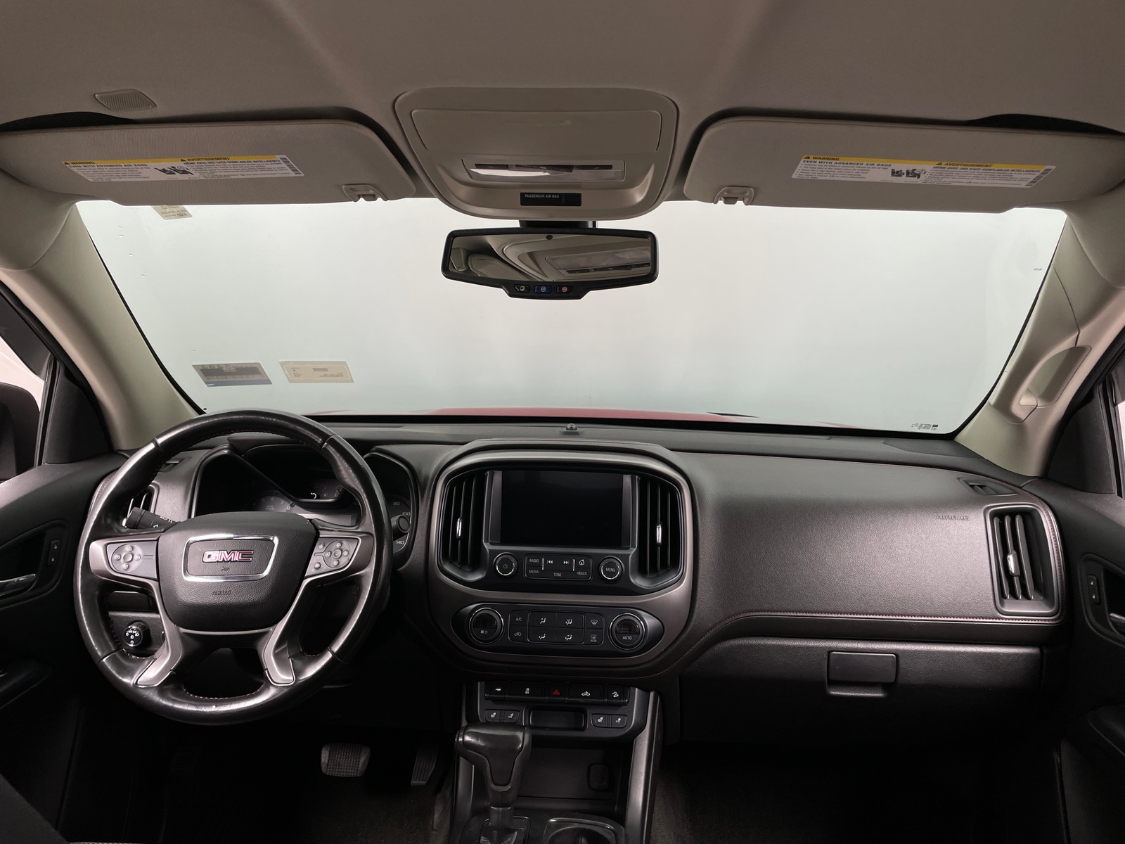 Thumbnail: 2018 GMC Canyon - 2