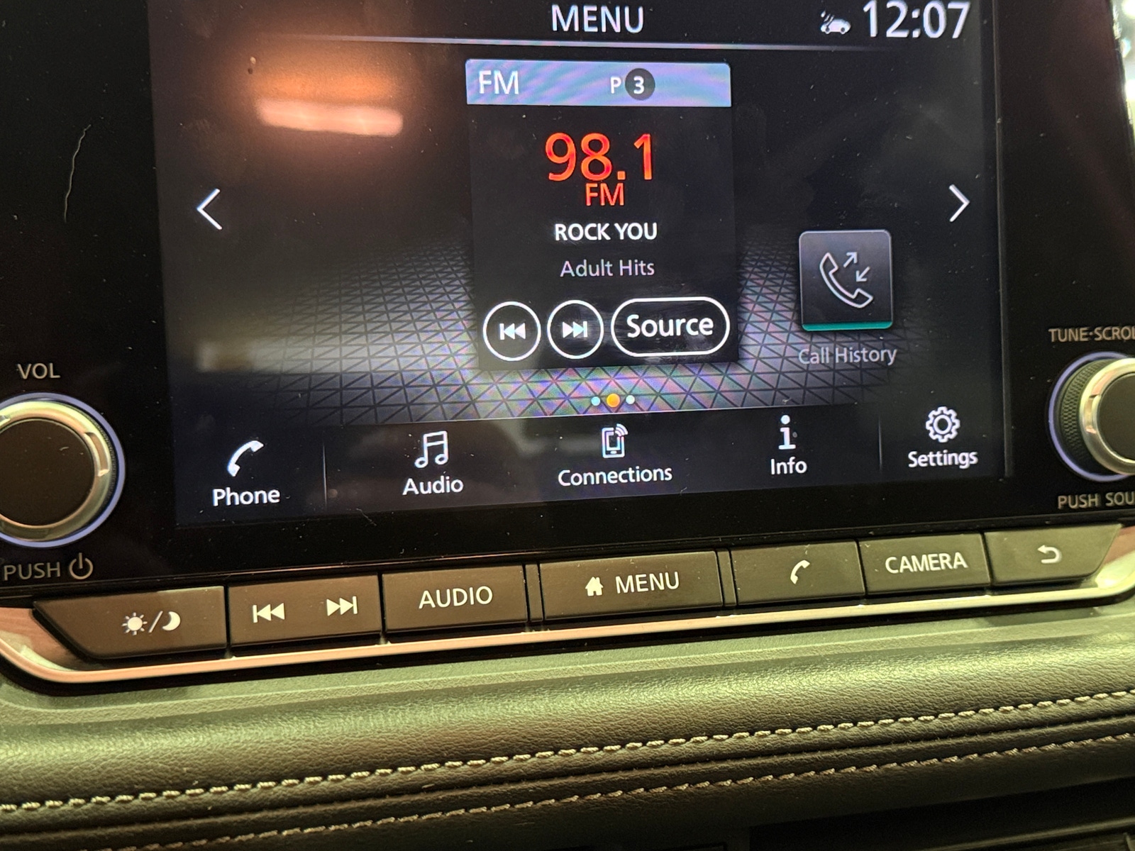 Thumbnail: 2025 Nissan Rogue - 4