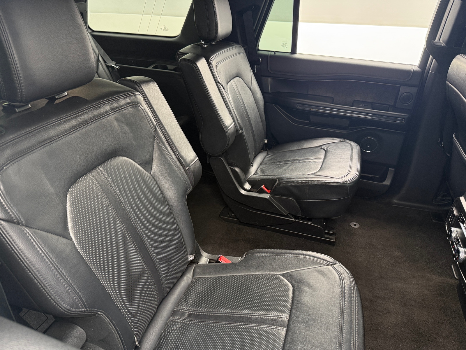 Thumbnail: 2019 Ford Expedition - 6