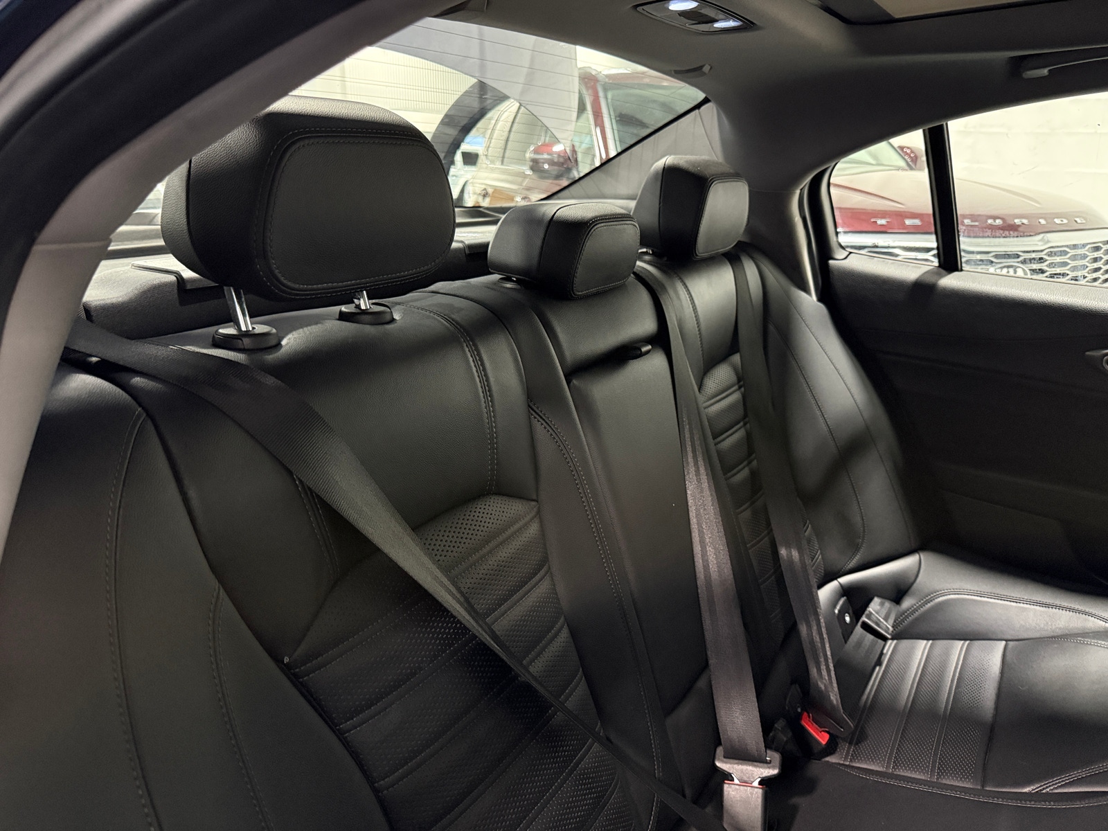 Thumbnail: 2019 Alfa Romeo Giulia - 5