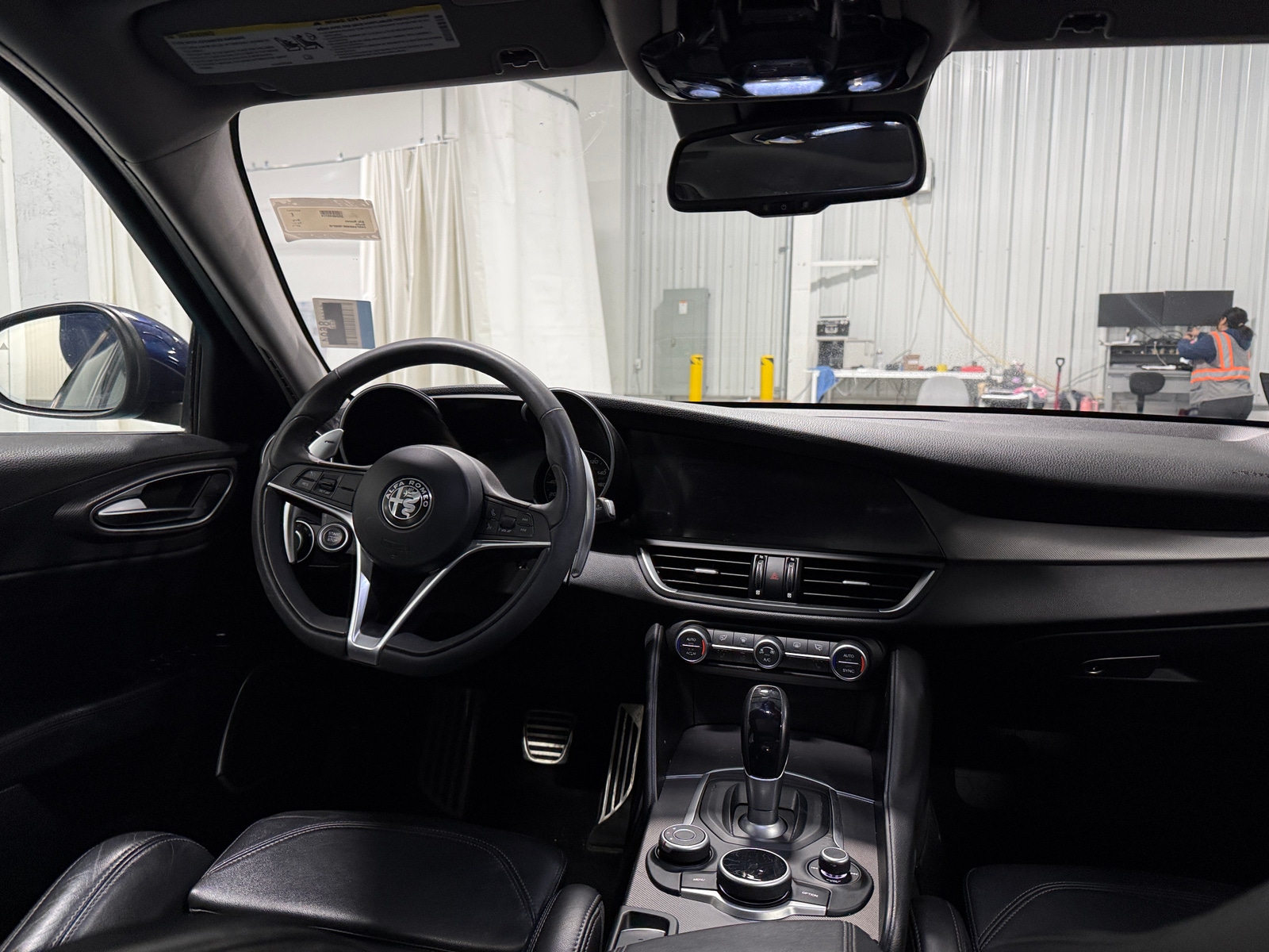 Thumbnail: 2019 Alfa Romeo Giulia - 2