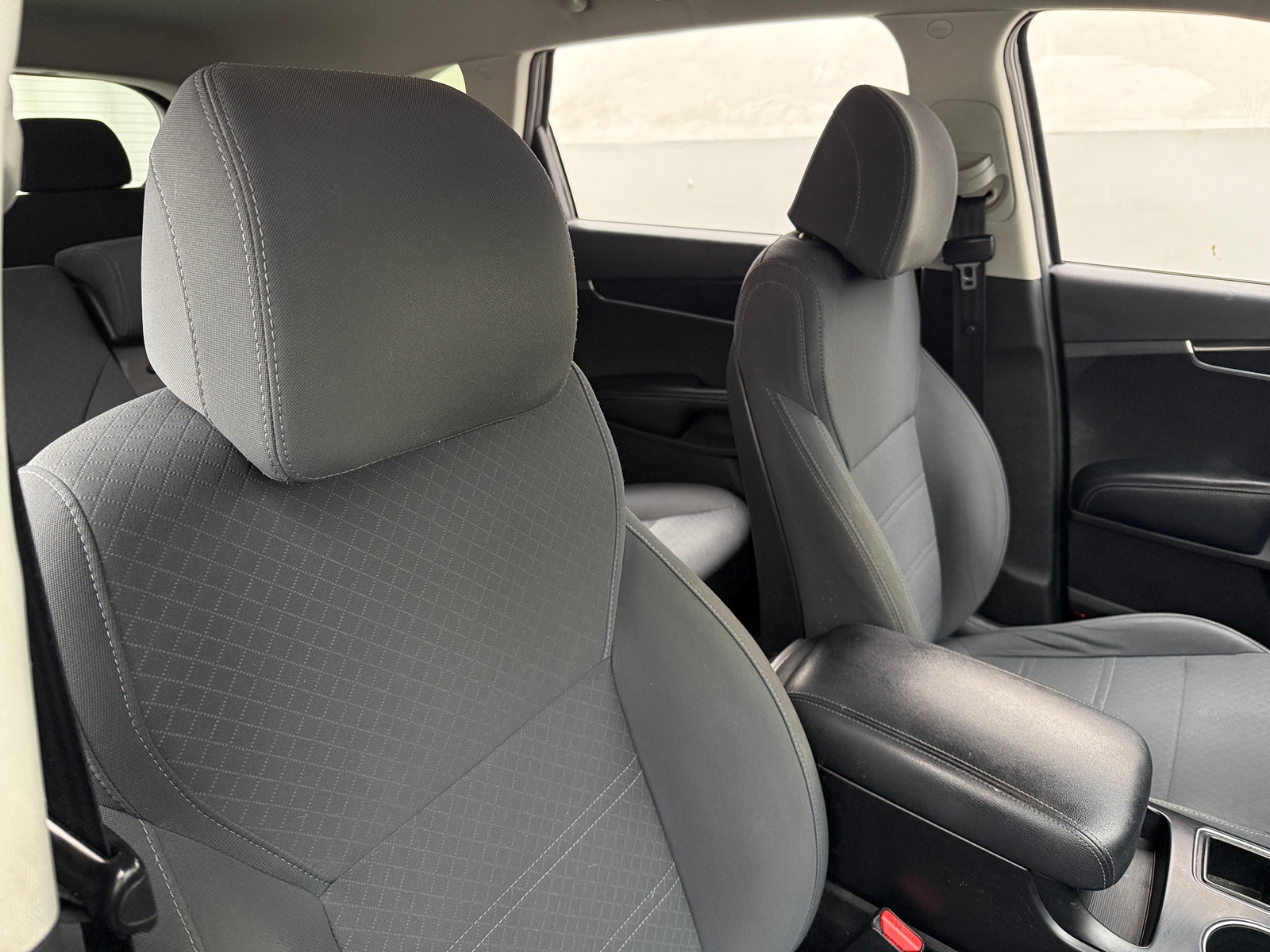 Thumbnail: 2017 Kia Sorento - 2