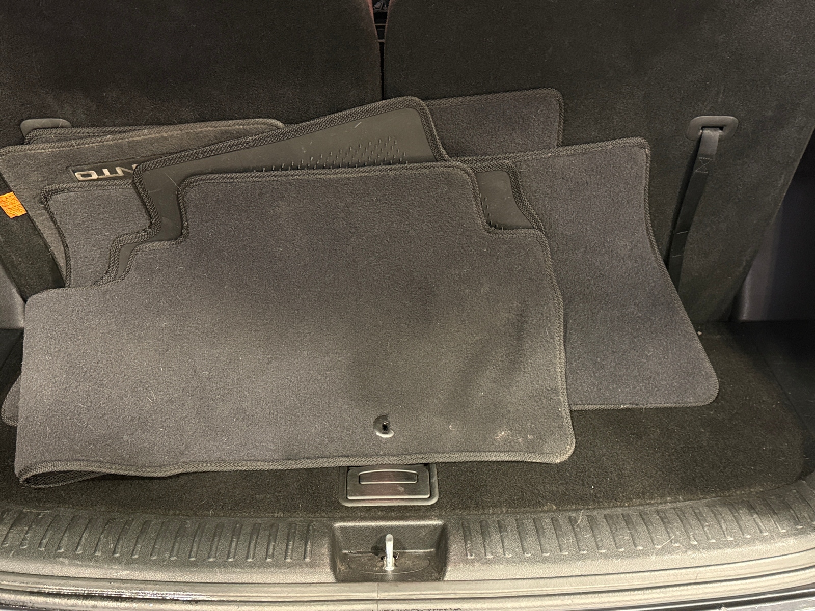 Thumbnail: 2017 Kia Sorento - 7