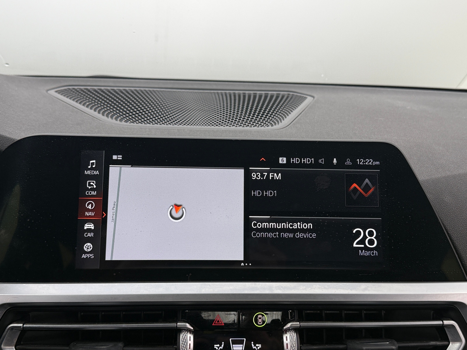 Thumbnail: 2020 BMW 3 Series - 3