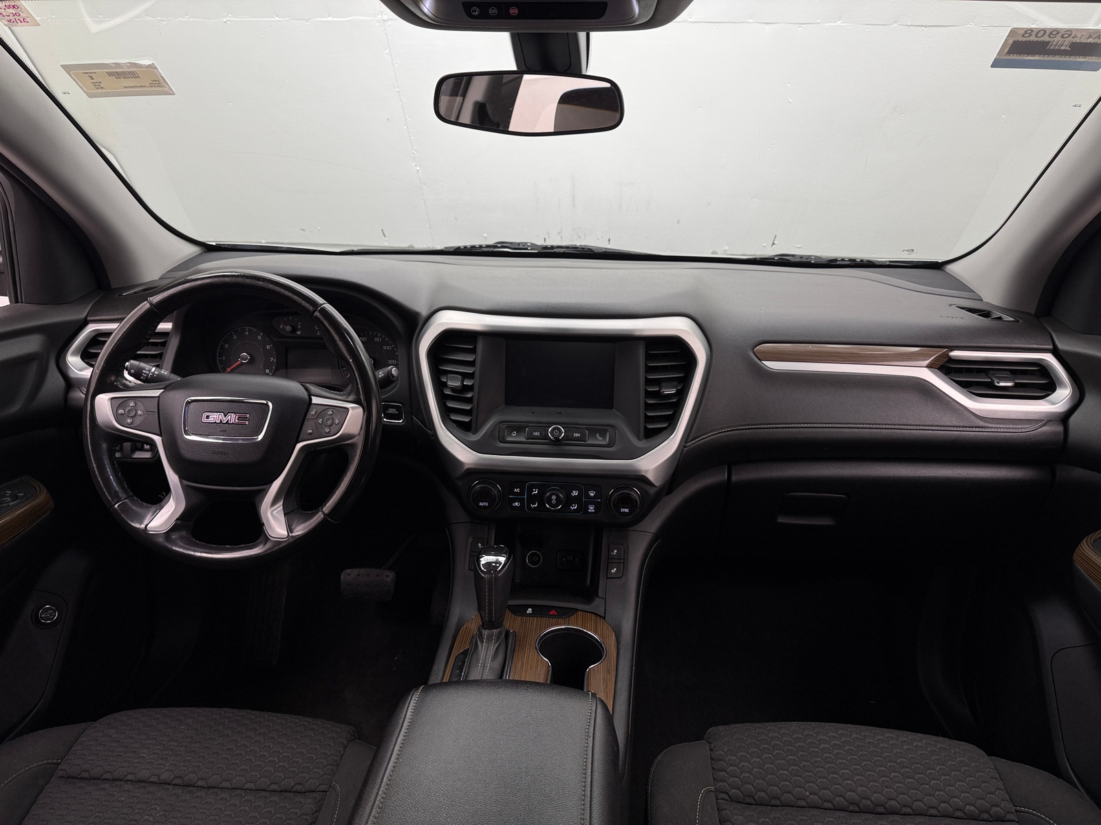 Thumbnail: 2019 GMC Acadia - 3