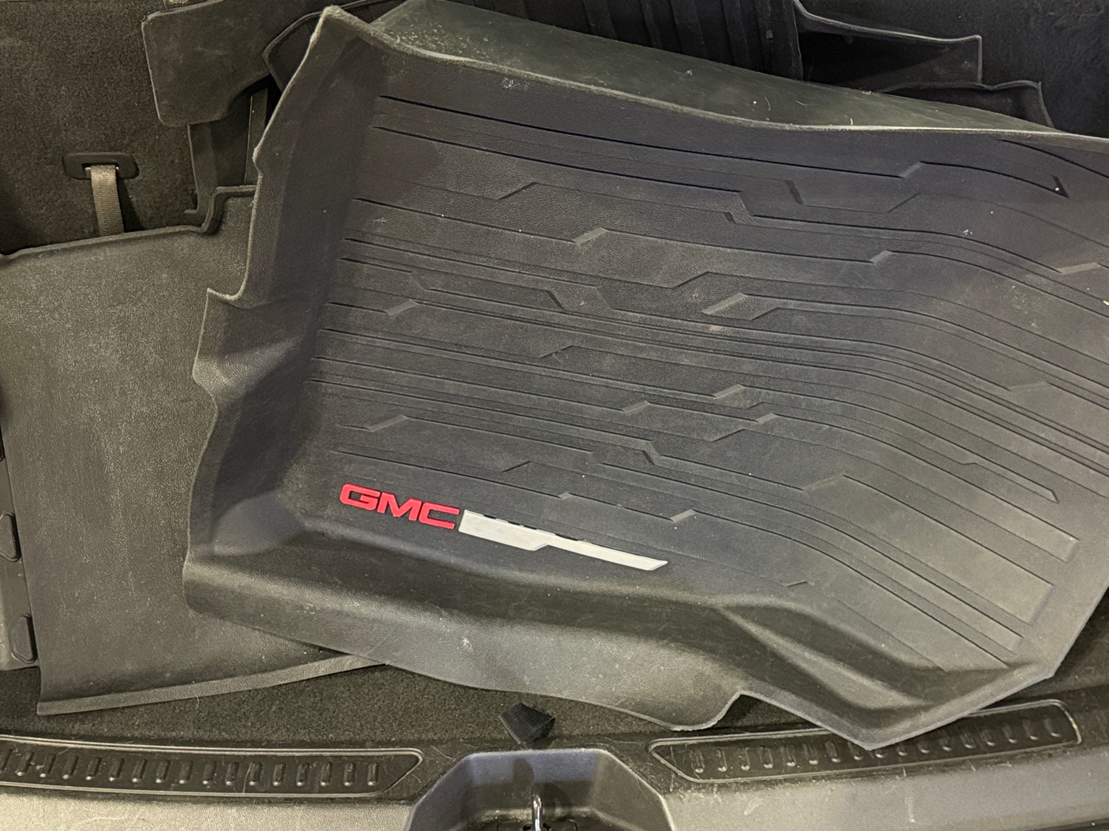 Thumbnail: 2019 GMC Acadia - 7