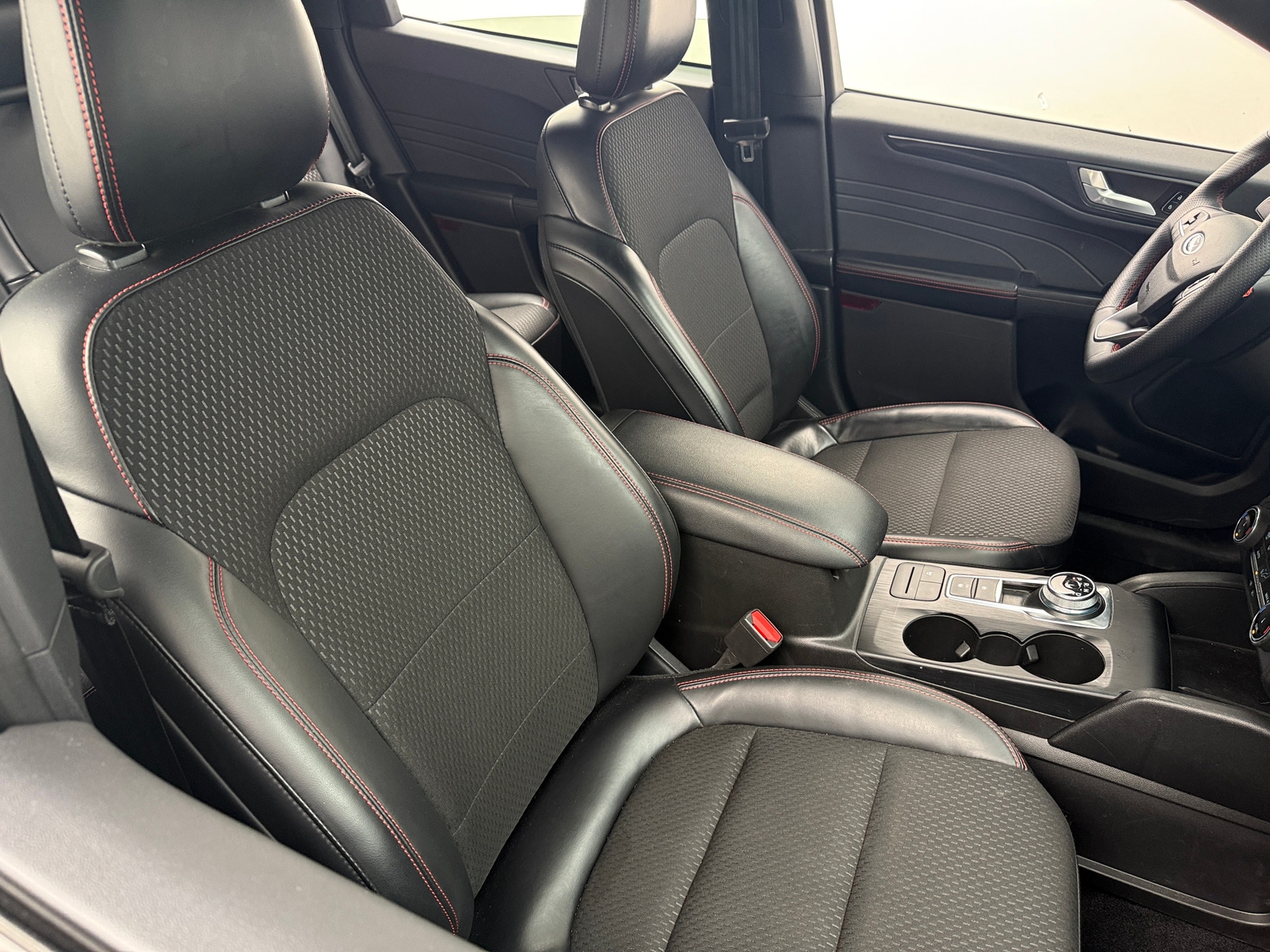 Thumbnail: 2025 Ford Escape - 2