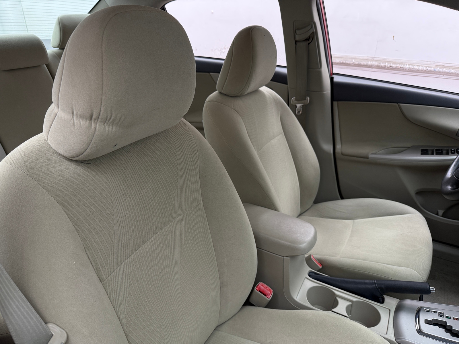 Thumbnail: 2013 Toyota Corolla - 2