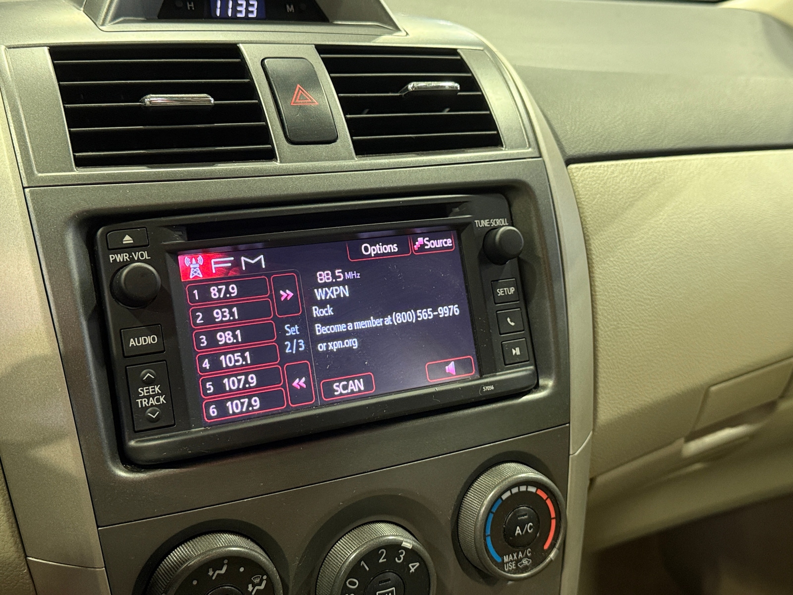 Thumbnail: 2013 Toyota Corolla - 4