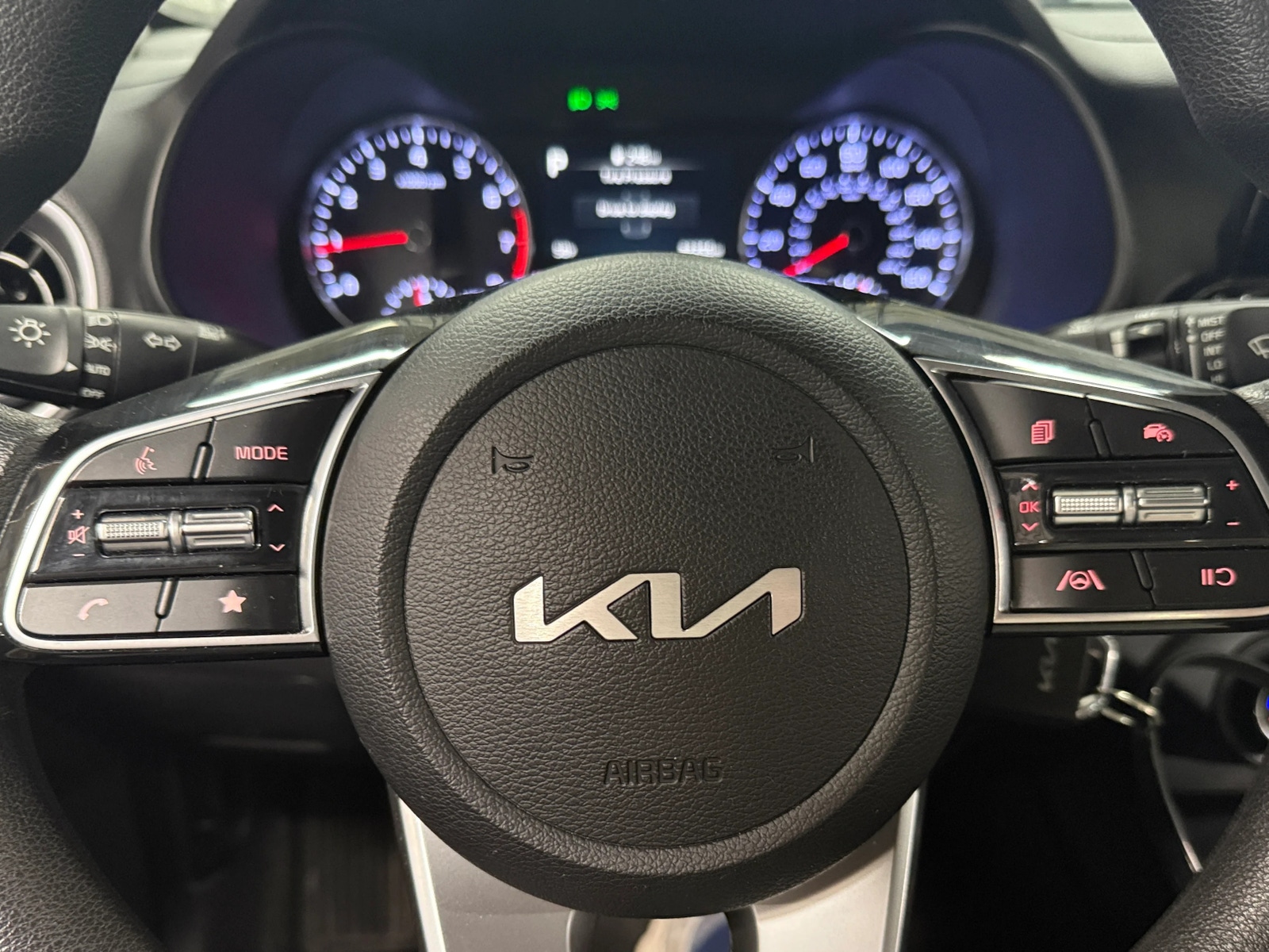 Thumbnail: 2023 Kia Forte - 5