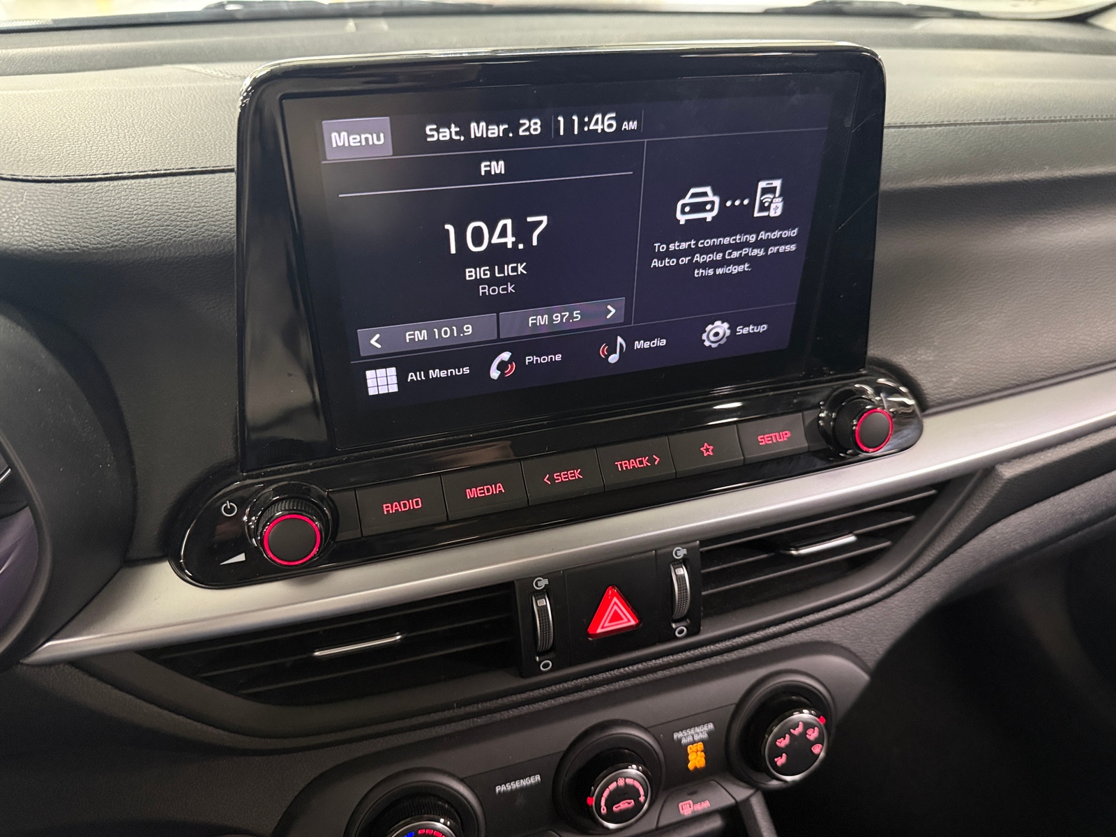 Thumbnail: 2023 Kia Forte - 4