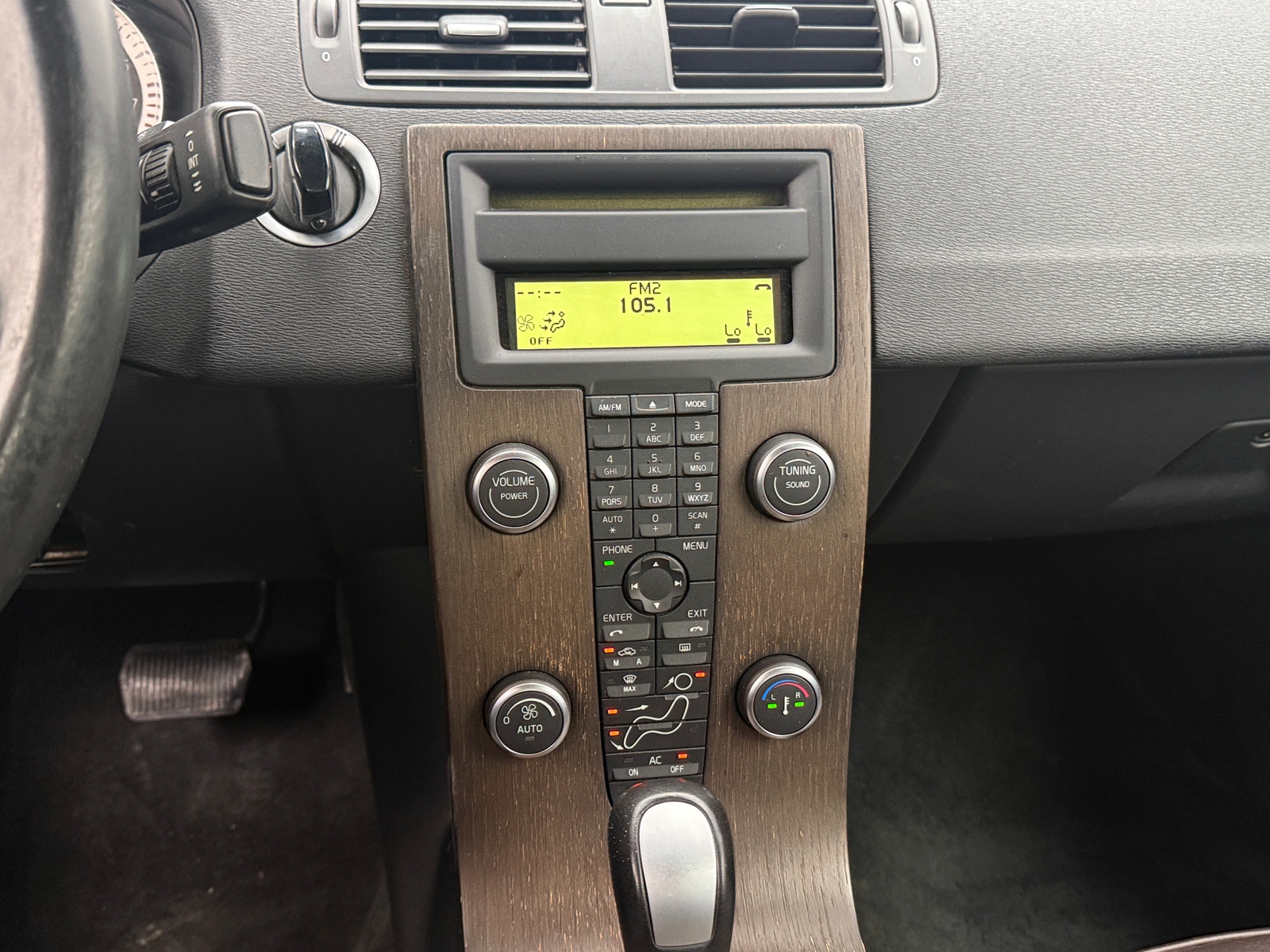 Thumbnail: 2012 Volvo C70 - 3