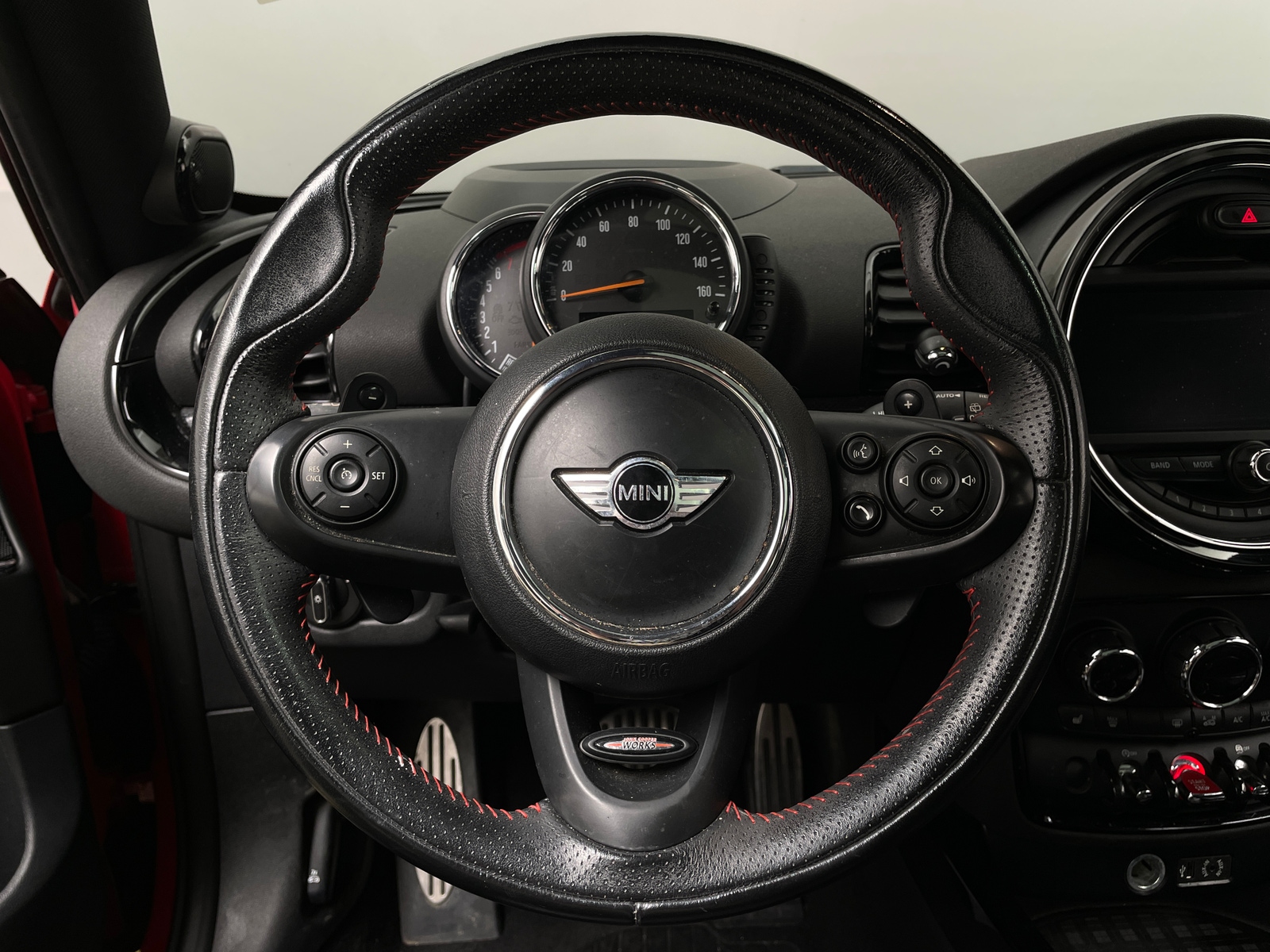 Thumbnail: 2017 MINI Cooper Clubman - 4