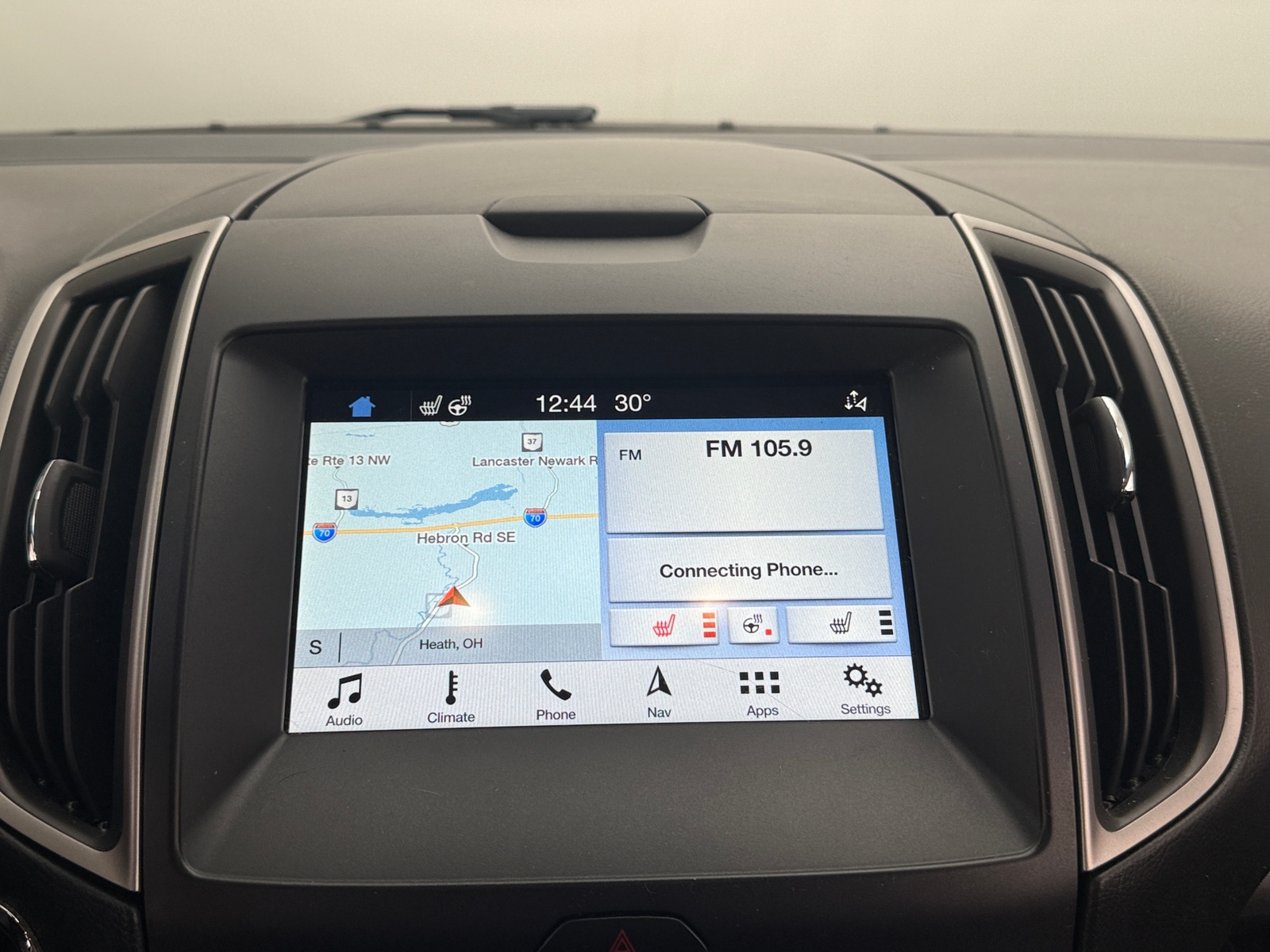 Thumbnail: 2019 Ford Edge - 3