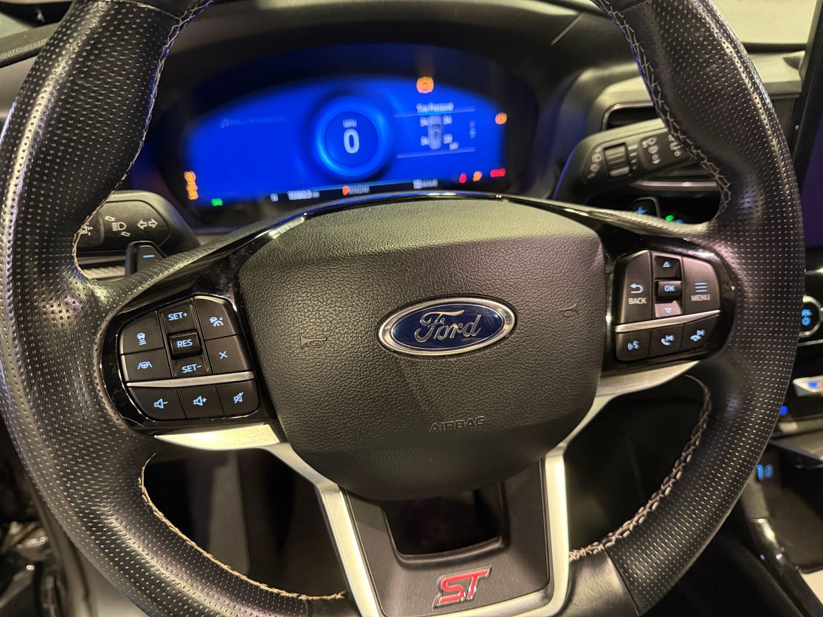 Thumbnail: 2021 Ford Explorer - 4