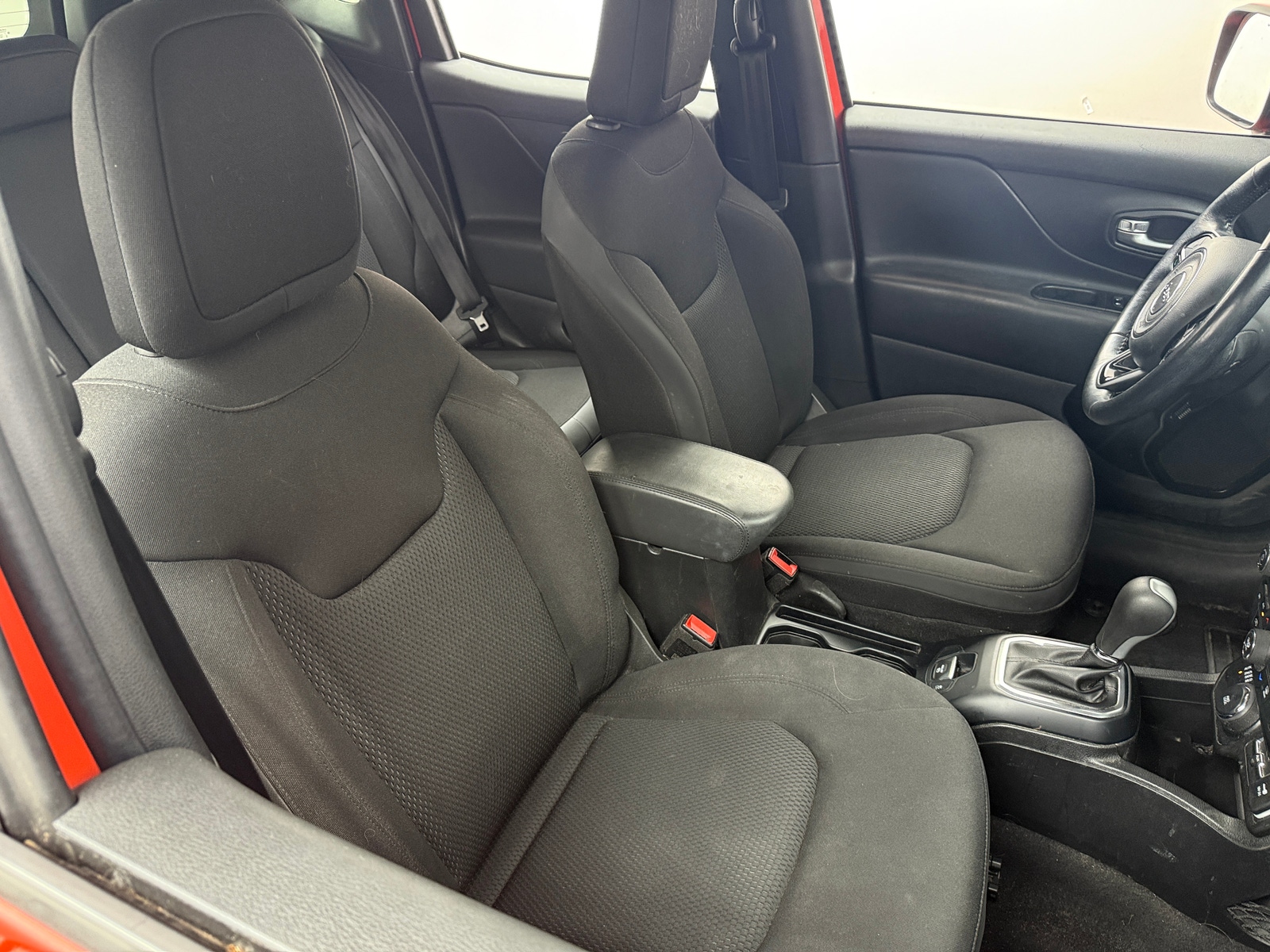 Thumbnail: 2019 Jeep Renegade - 2