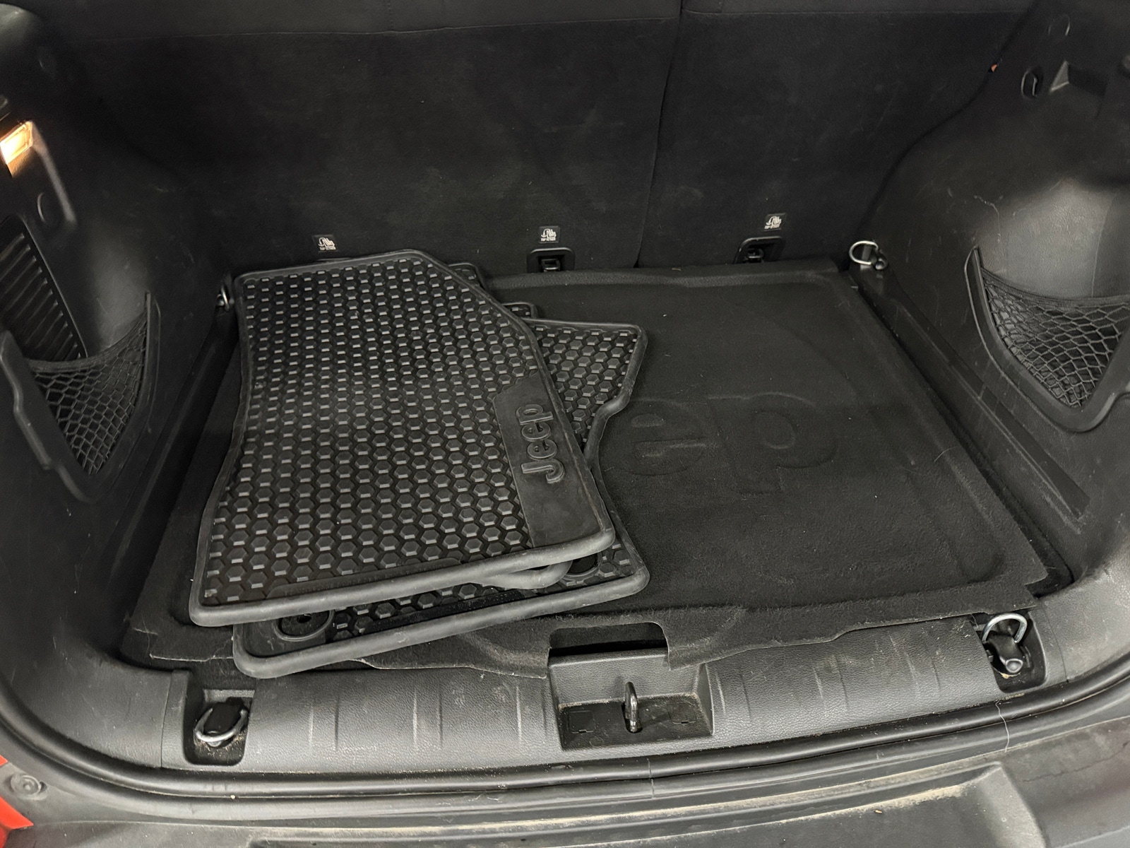 Thumbnail: 2019 Jeep Renegade - 7