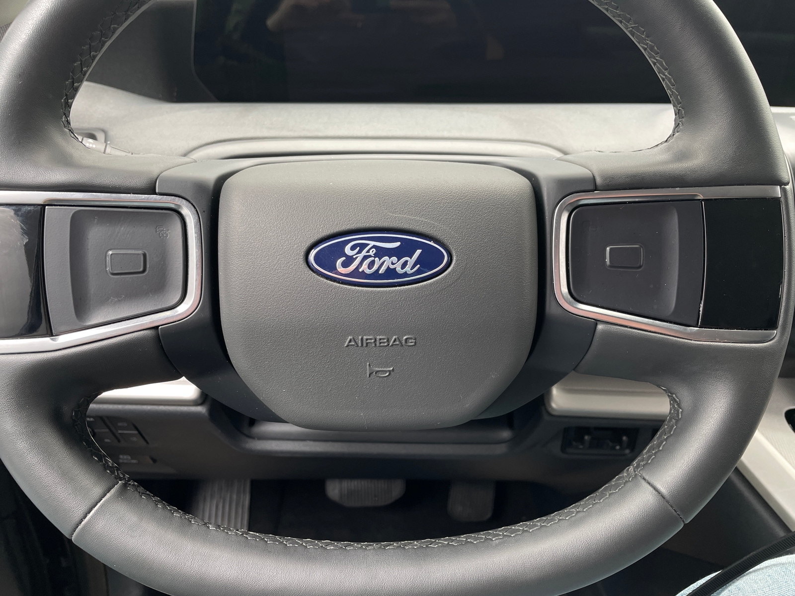 Thumbnail: 2025 Ford Expedition MAX - 5