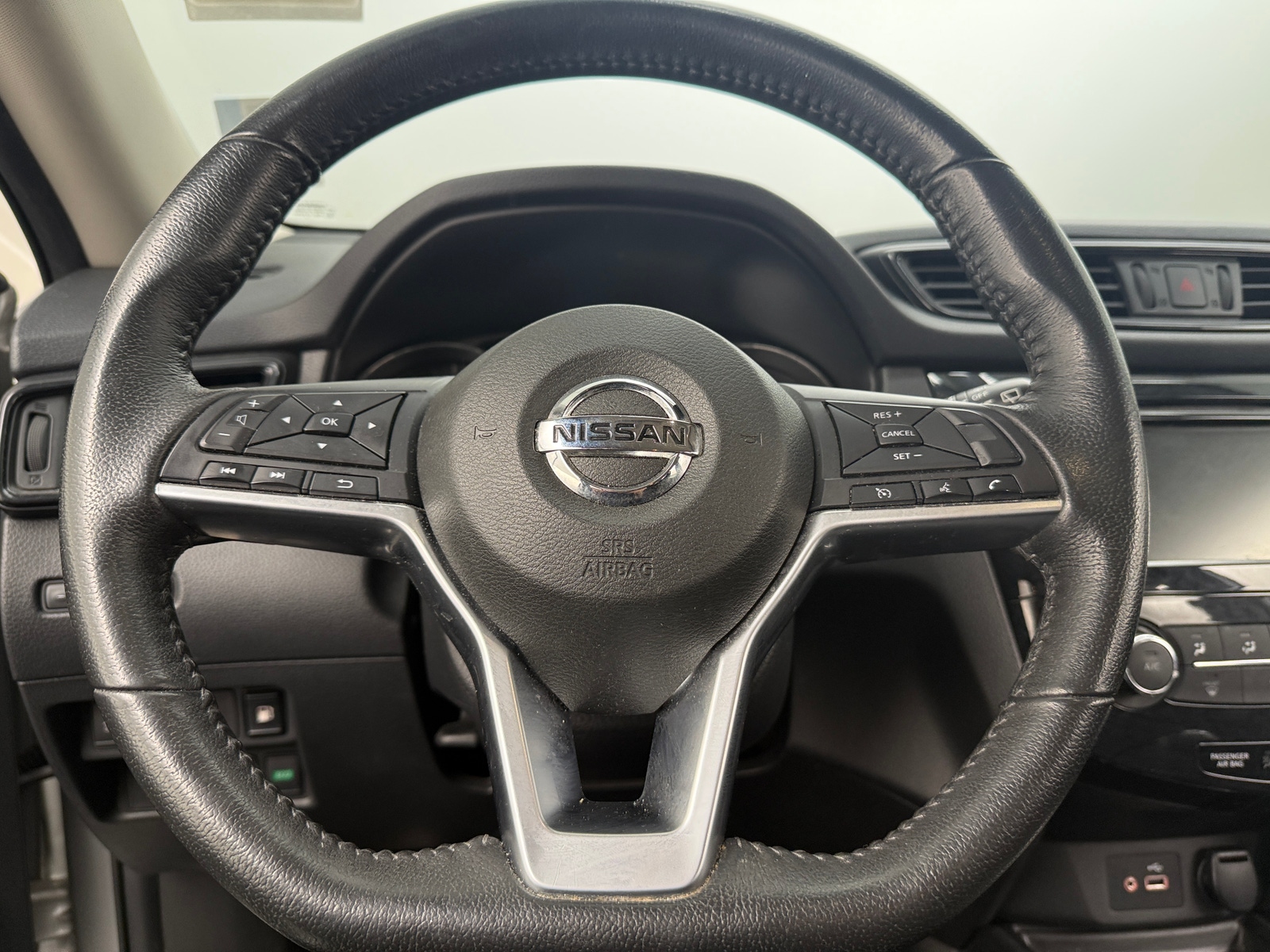 Thumbnail: 2020 Nissan Rogue - 5