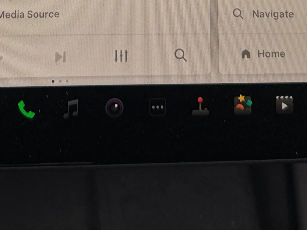 Thumbnail: 2025 Tesla Model 3 - 2