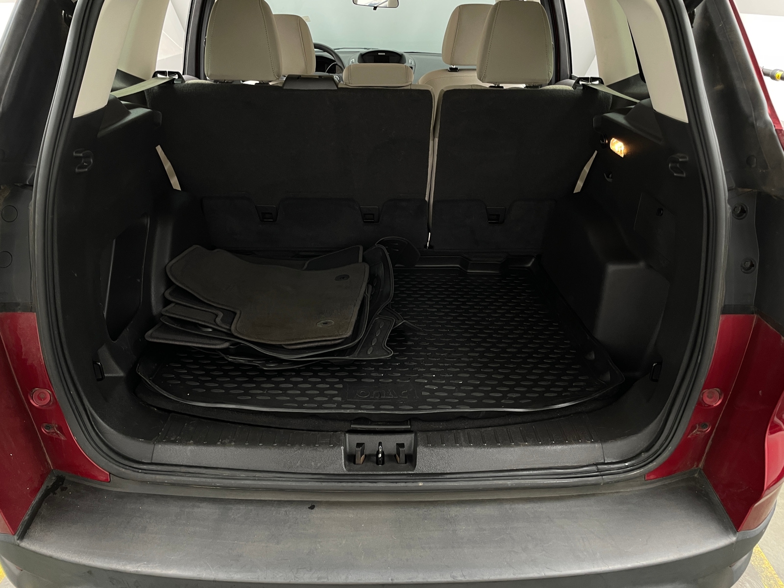 Thumbnail: 2017 Ford Escape - 7