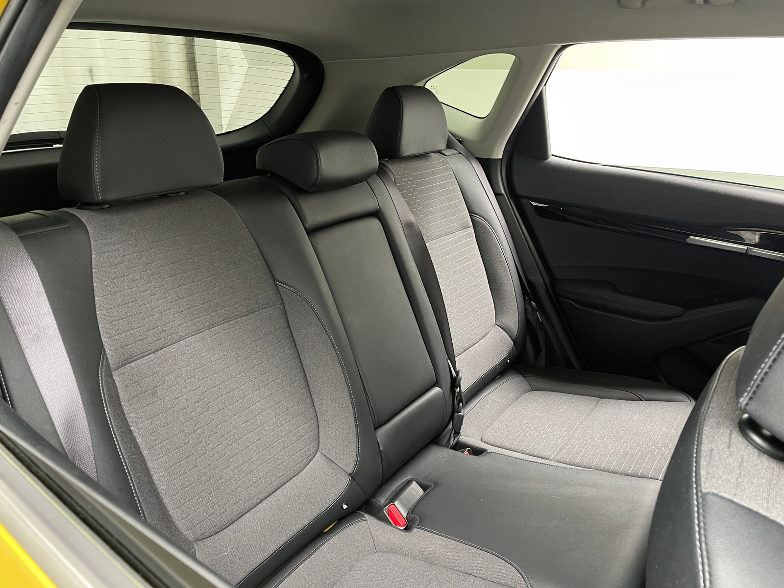 Thumbnail: 2023 Kia Seltos - 6