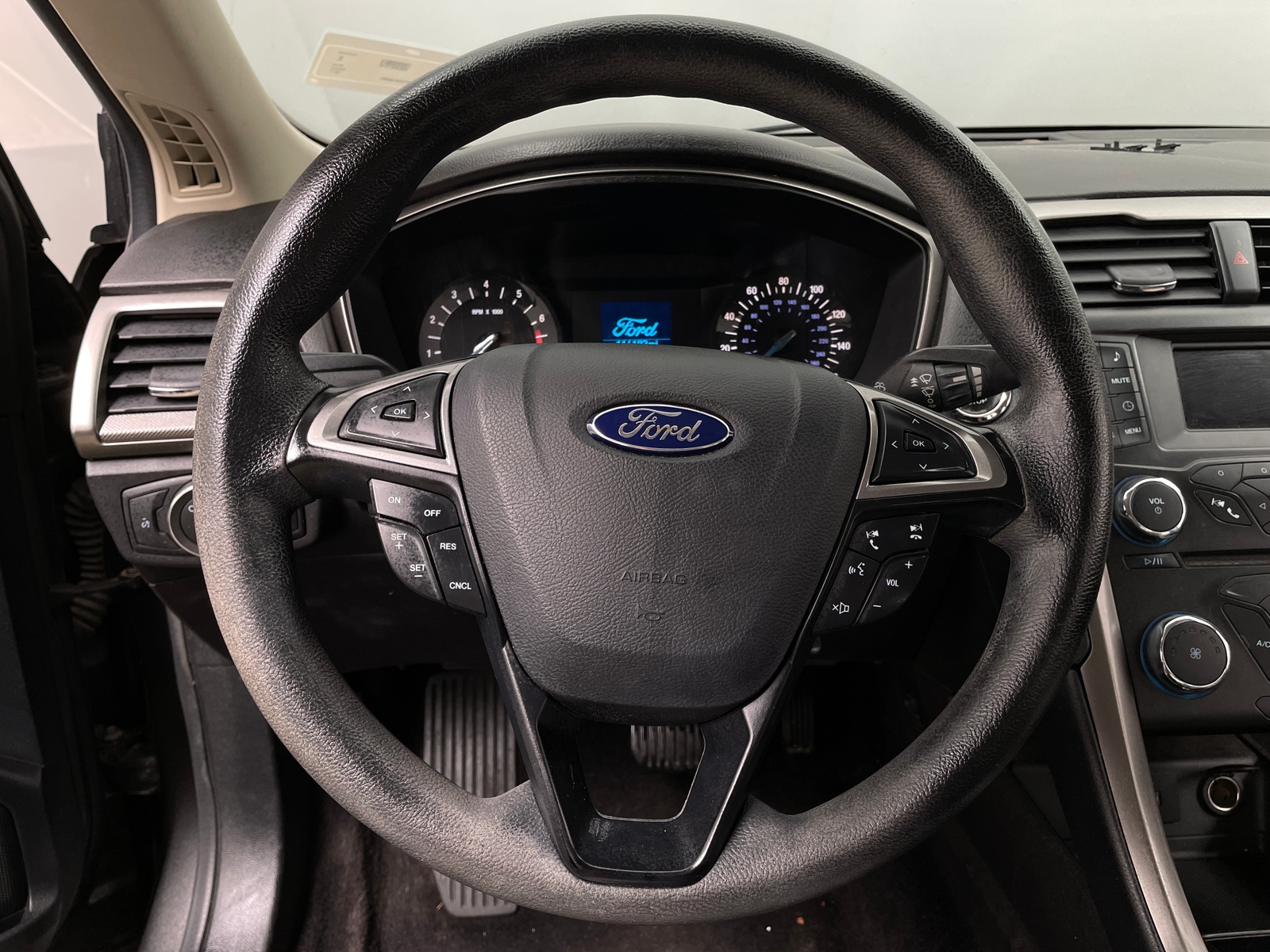 Thumbnail: 2017 Ford Fusion - 5