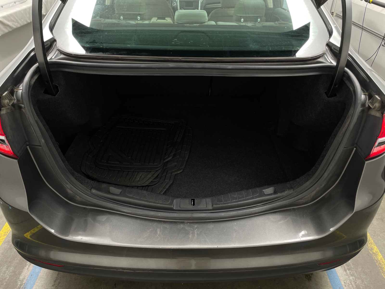 Thumbnail: 2017 Ford Fusion - 7