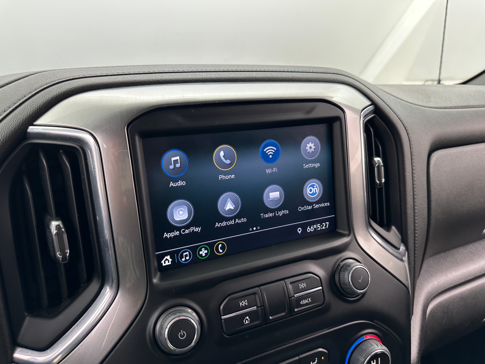 Thumbnail: 2022 Chevrolet Silverado 1500 - 4