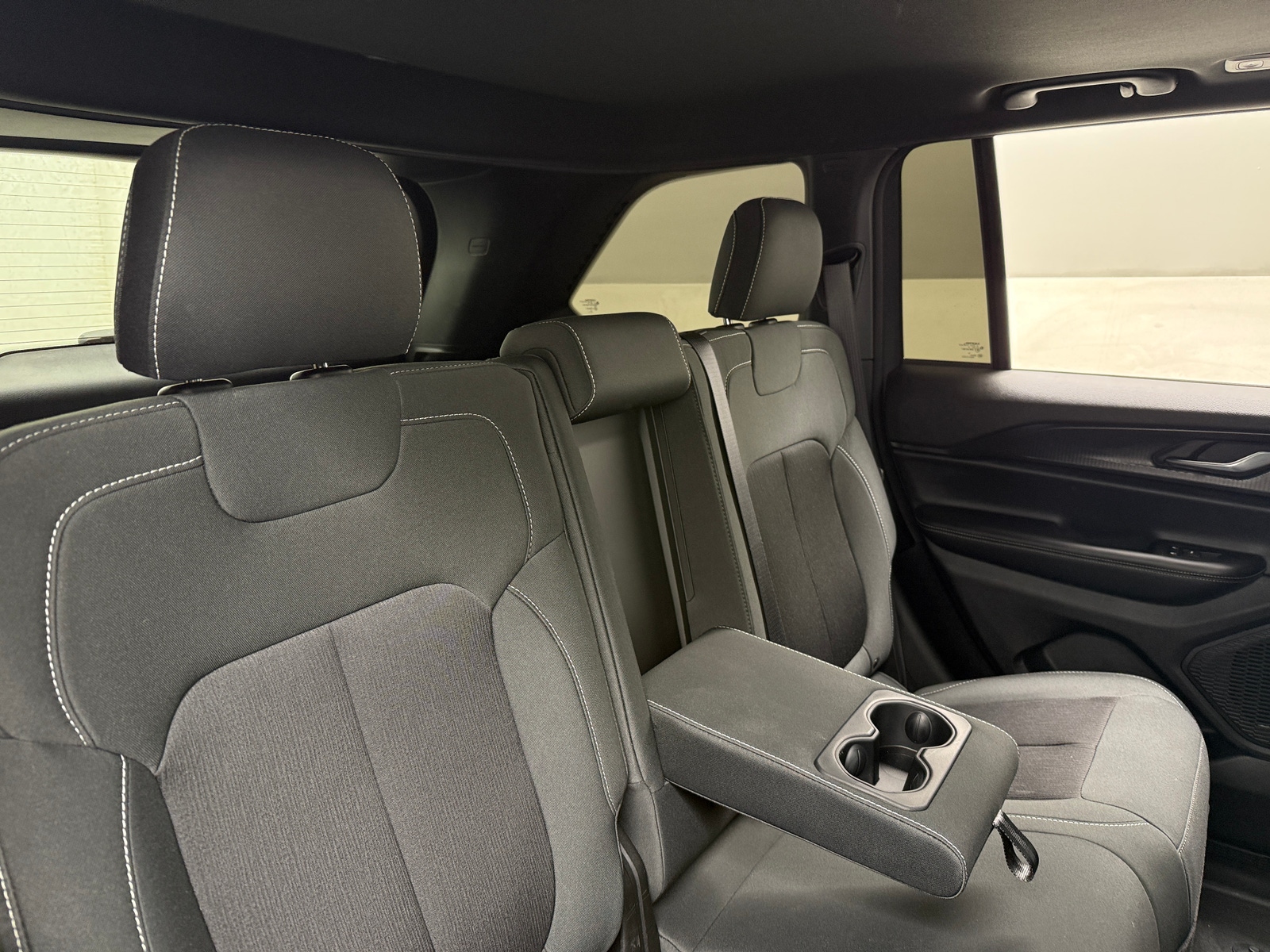 Thumbnail: 2025 Jeep Grand Cherokee - 6