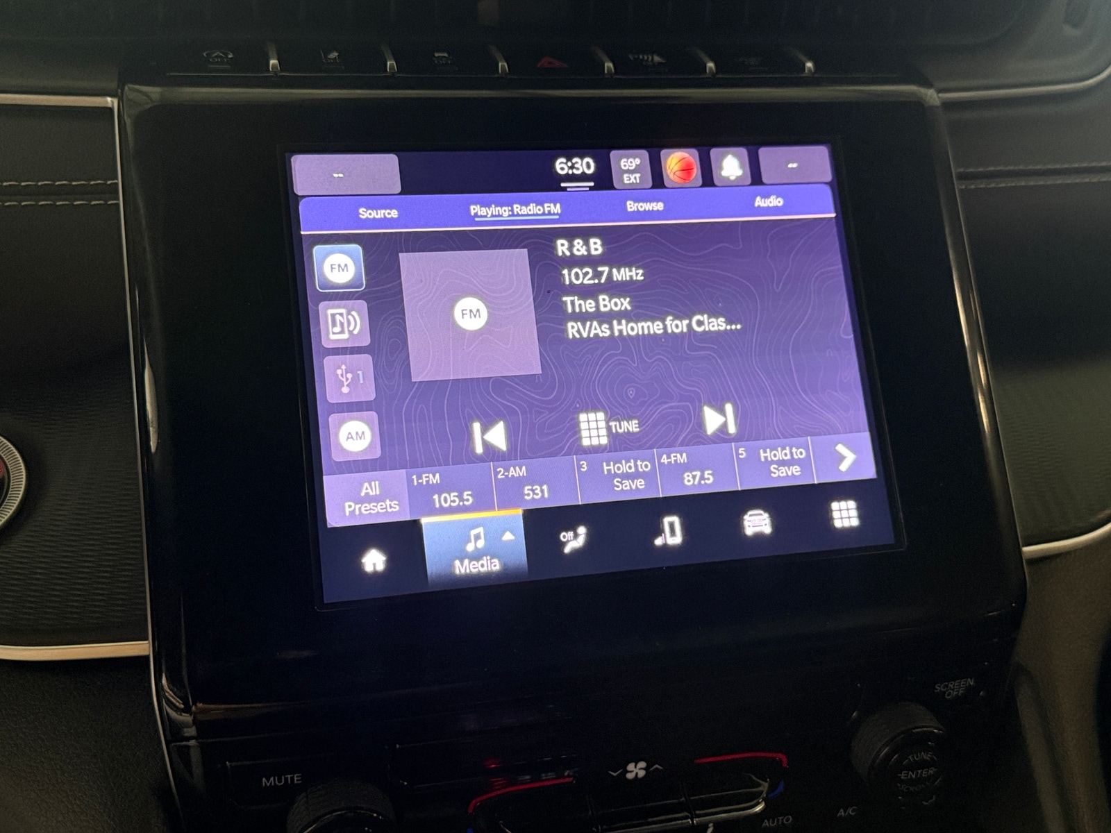 Thumbnail: 2025 Jeep Grand Cherokee - 4