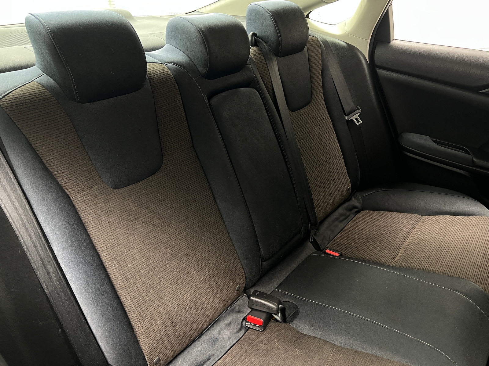 Thumbnail: 2019 Honda Insight - 6