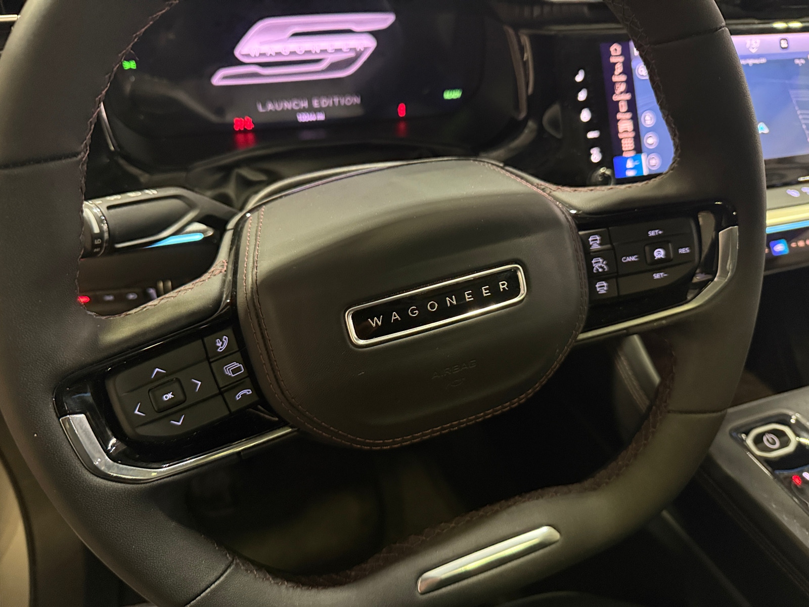 Thumbnail: 2024 Jeep Wagoneer S - 4