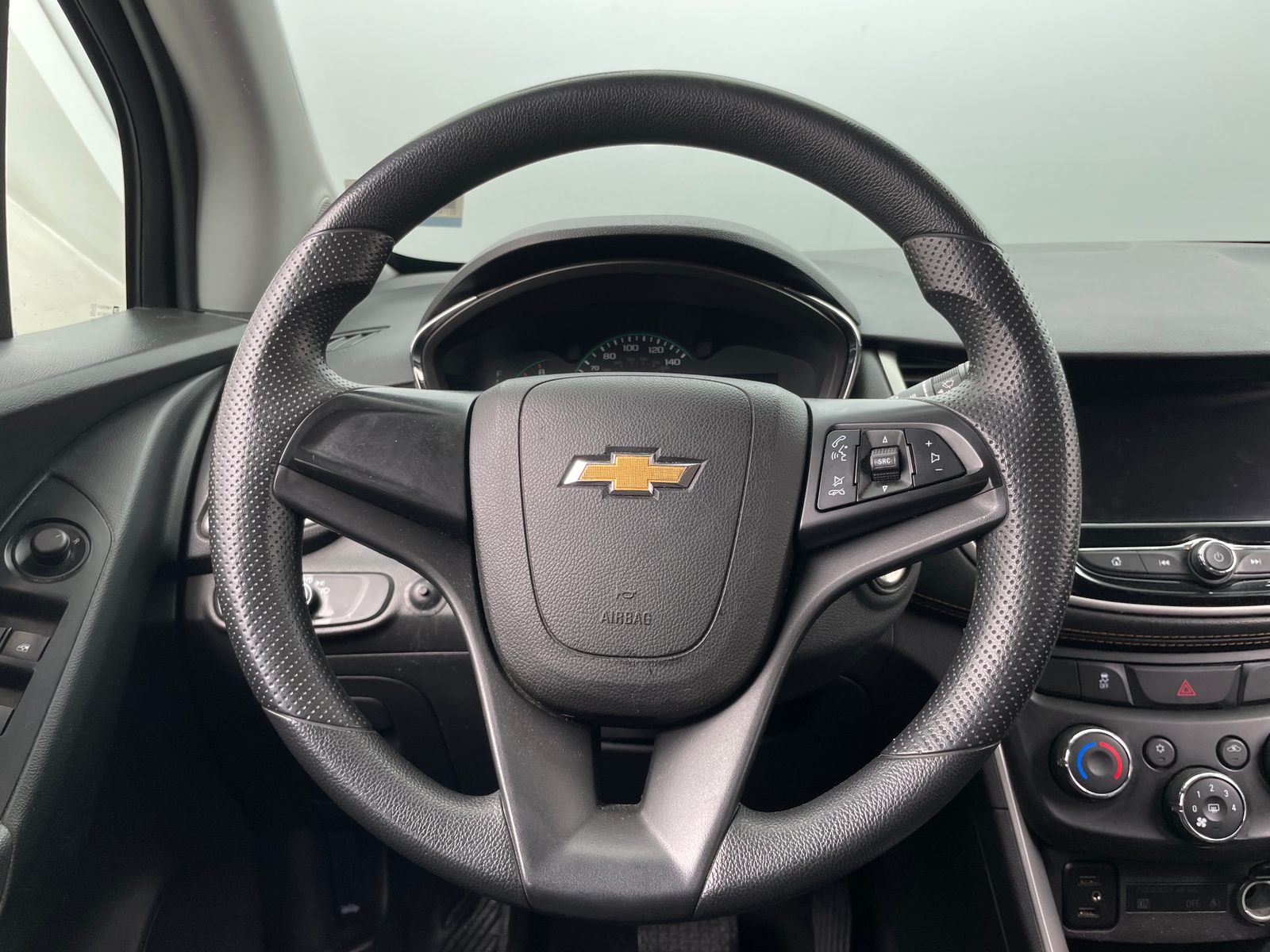 Thumbnail: 2020 Chevrolet Trax - 5
