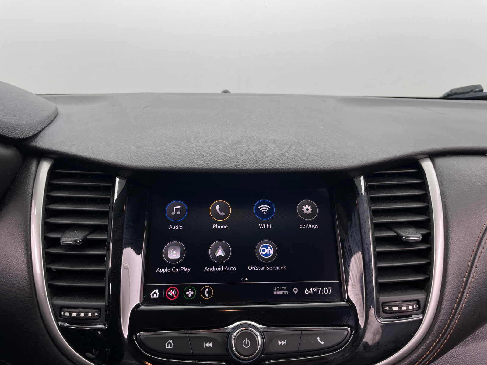 Thumbnail: 2020 Chevrolet Trax - 4