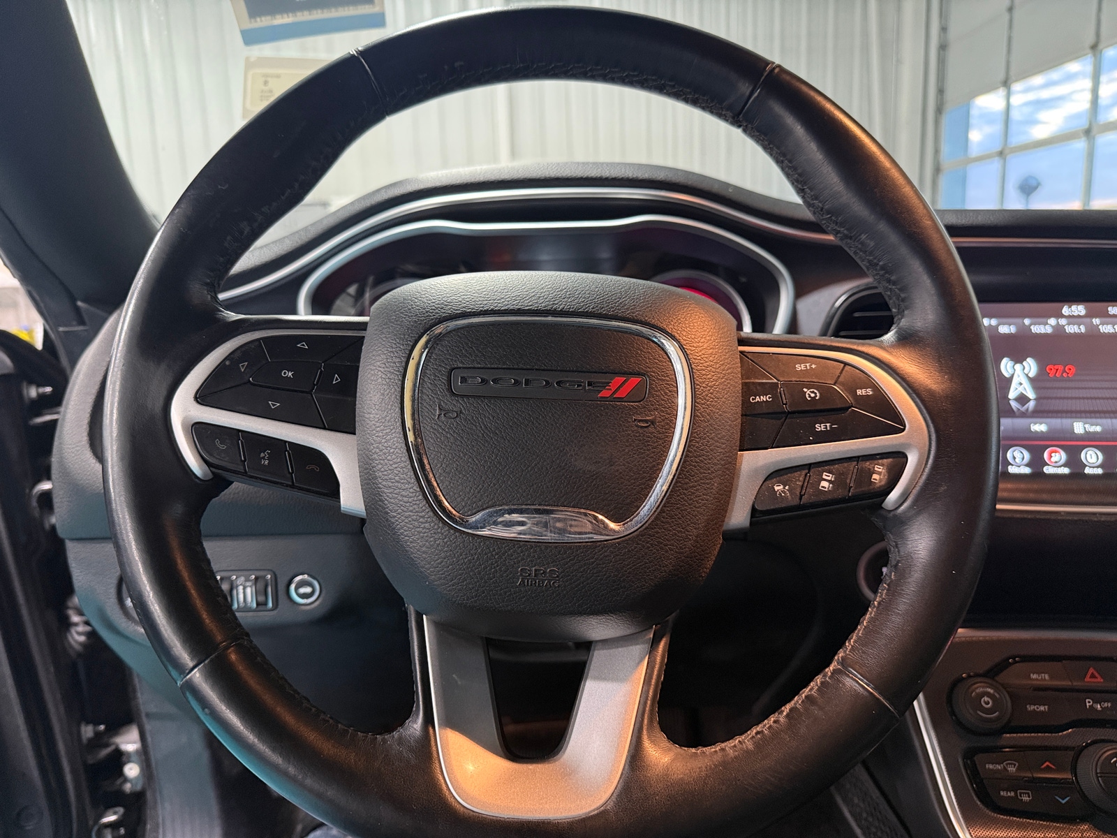 Thumbnail: 2018 Dodge Challenger - 3