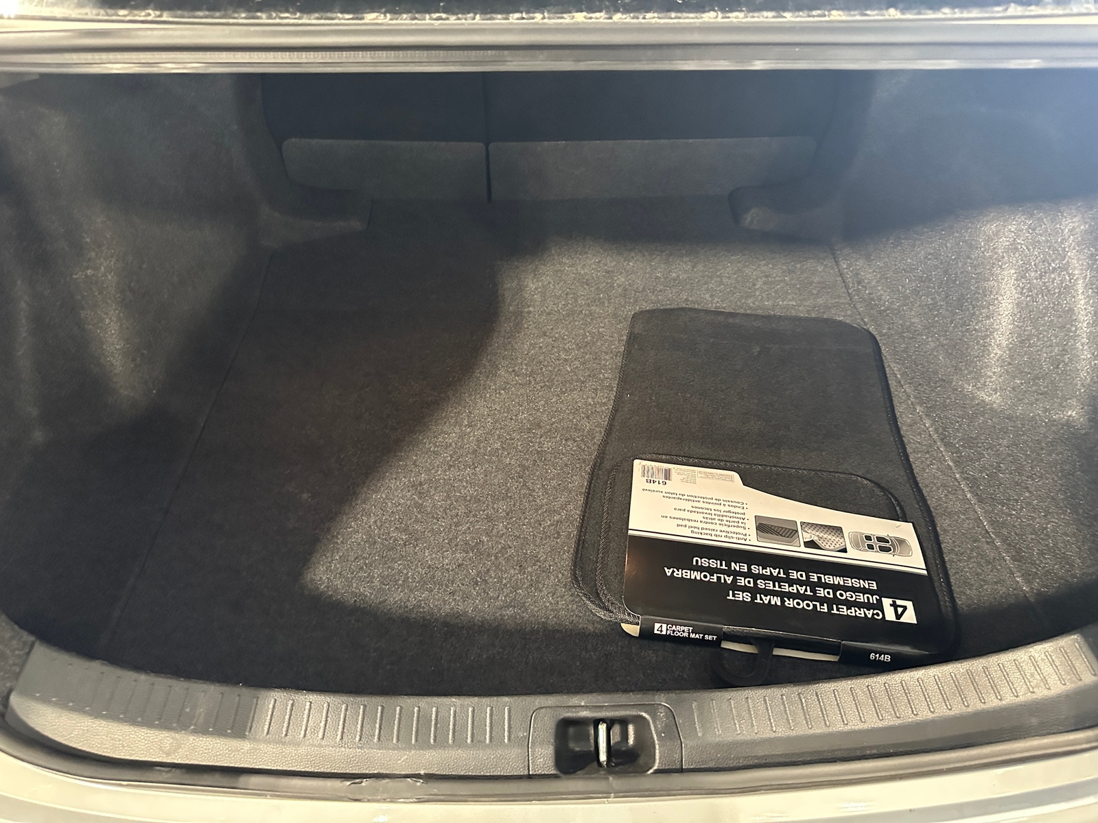 Thumbnail: 2025 Toyota Corolla - 7