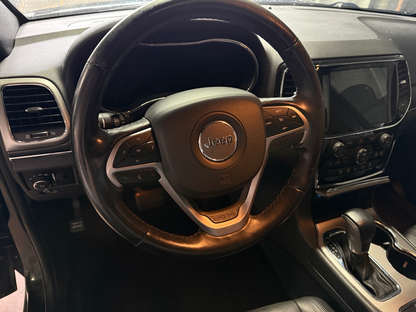 Thumbnail: 2019 Jeep Grand Cherokee - 4